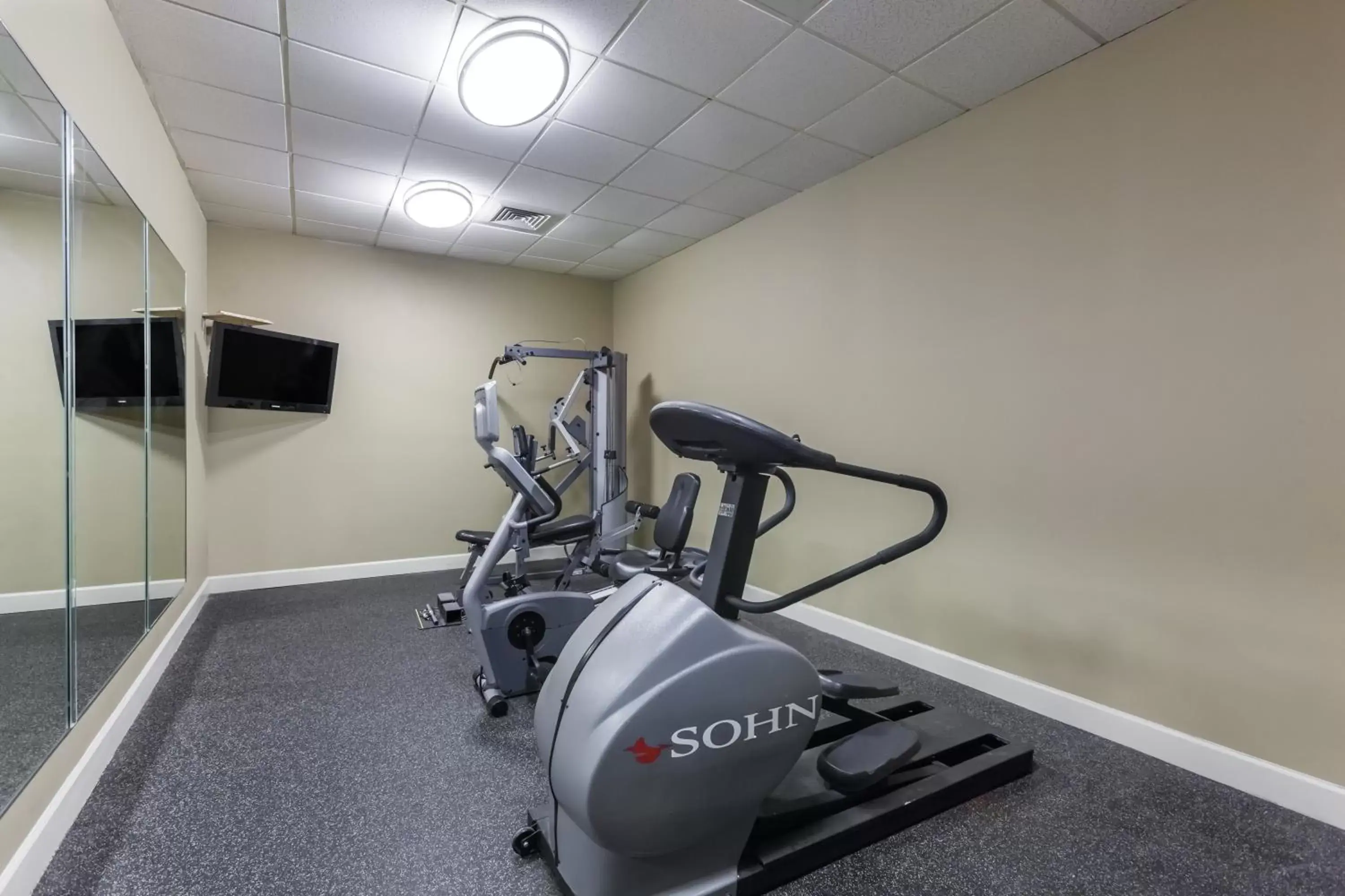 Fitness centre/facilities, Fitness Center/Facilities in Super 8 by Wyndham Atoka