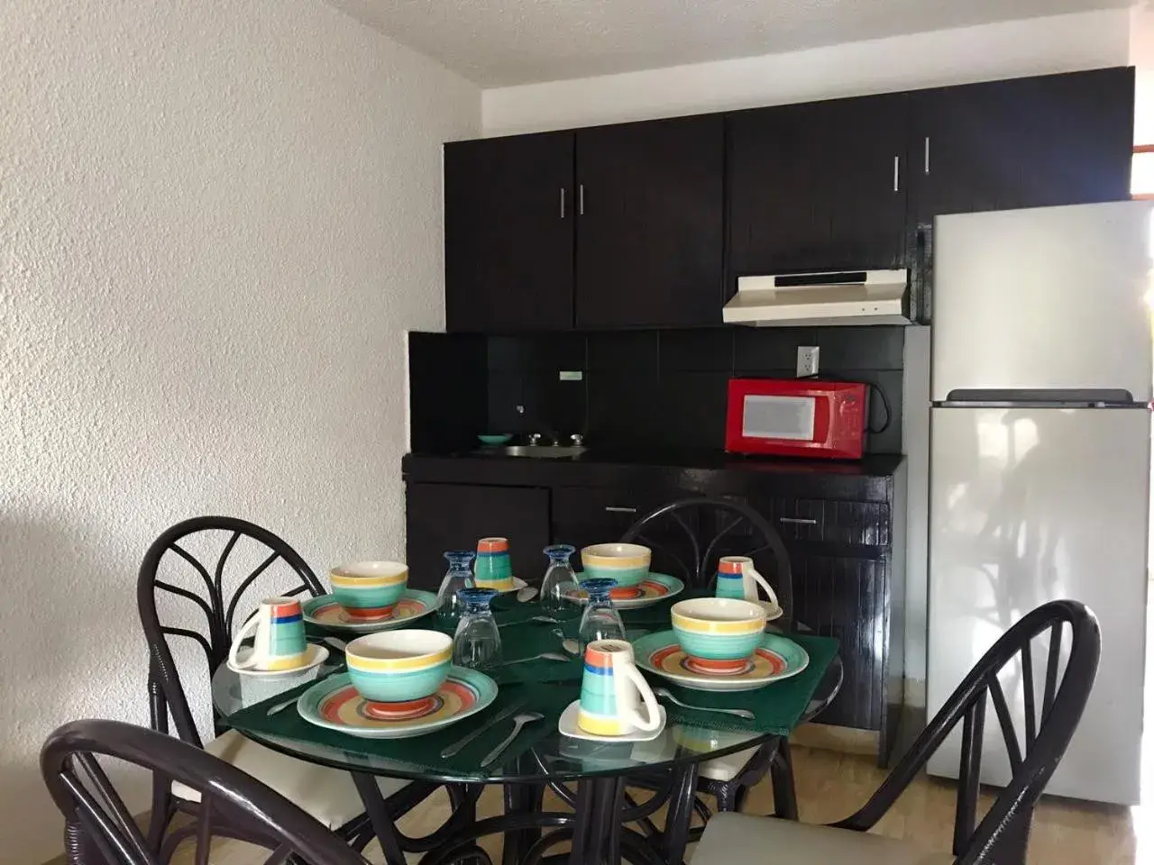 Kitchen or kitchenette, Dining Area in Ixtapa Palace