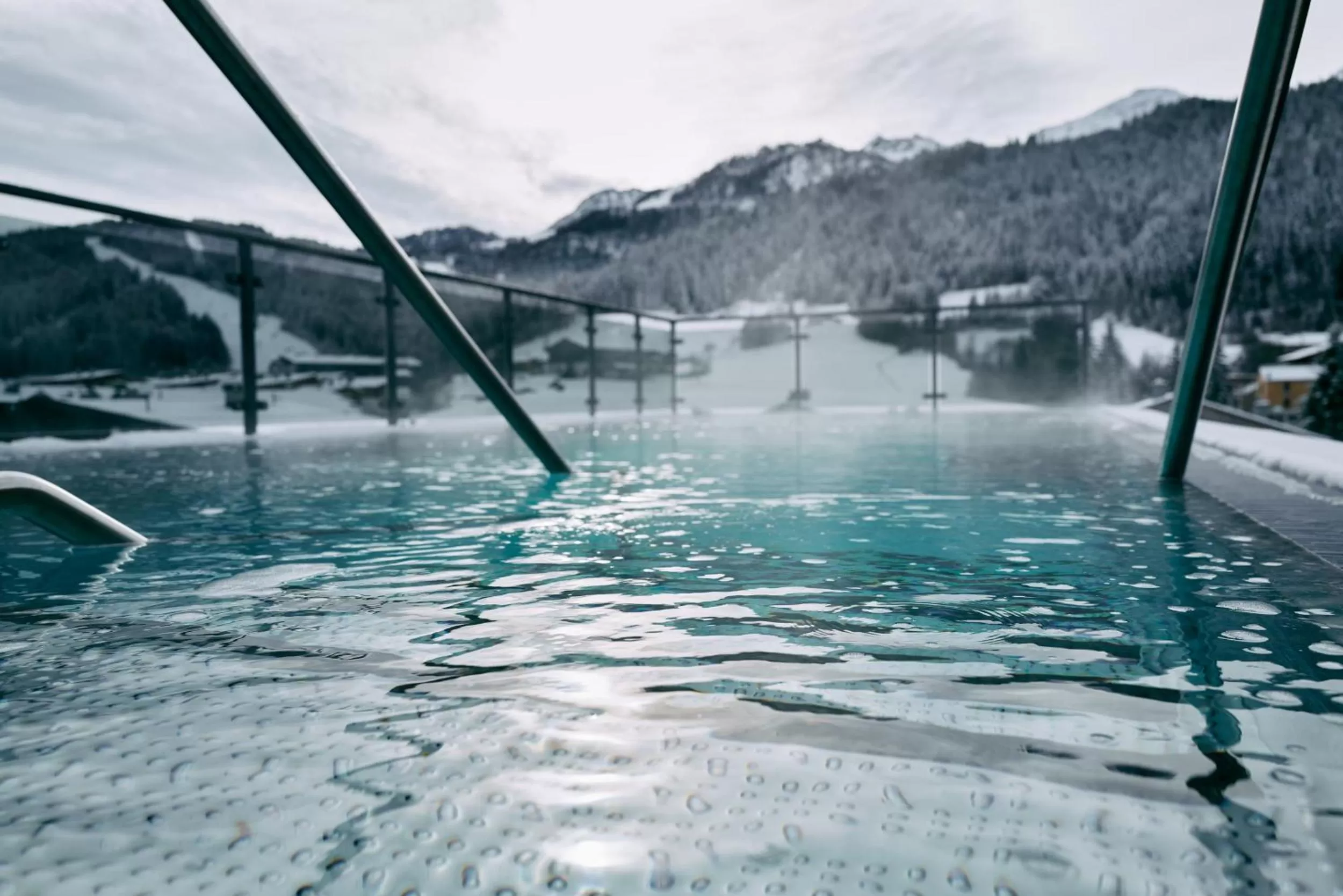 Swimming pool in Home suite home