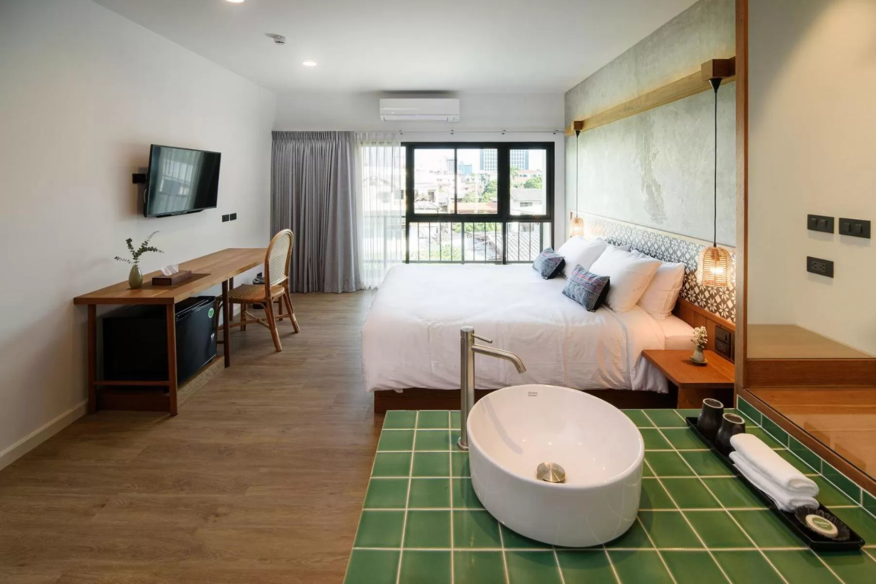 Photo of the whole room, Bed in Himku Hotel - adult only