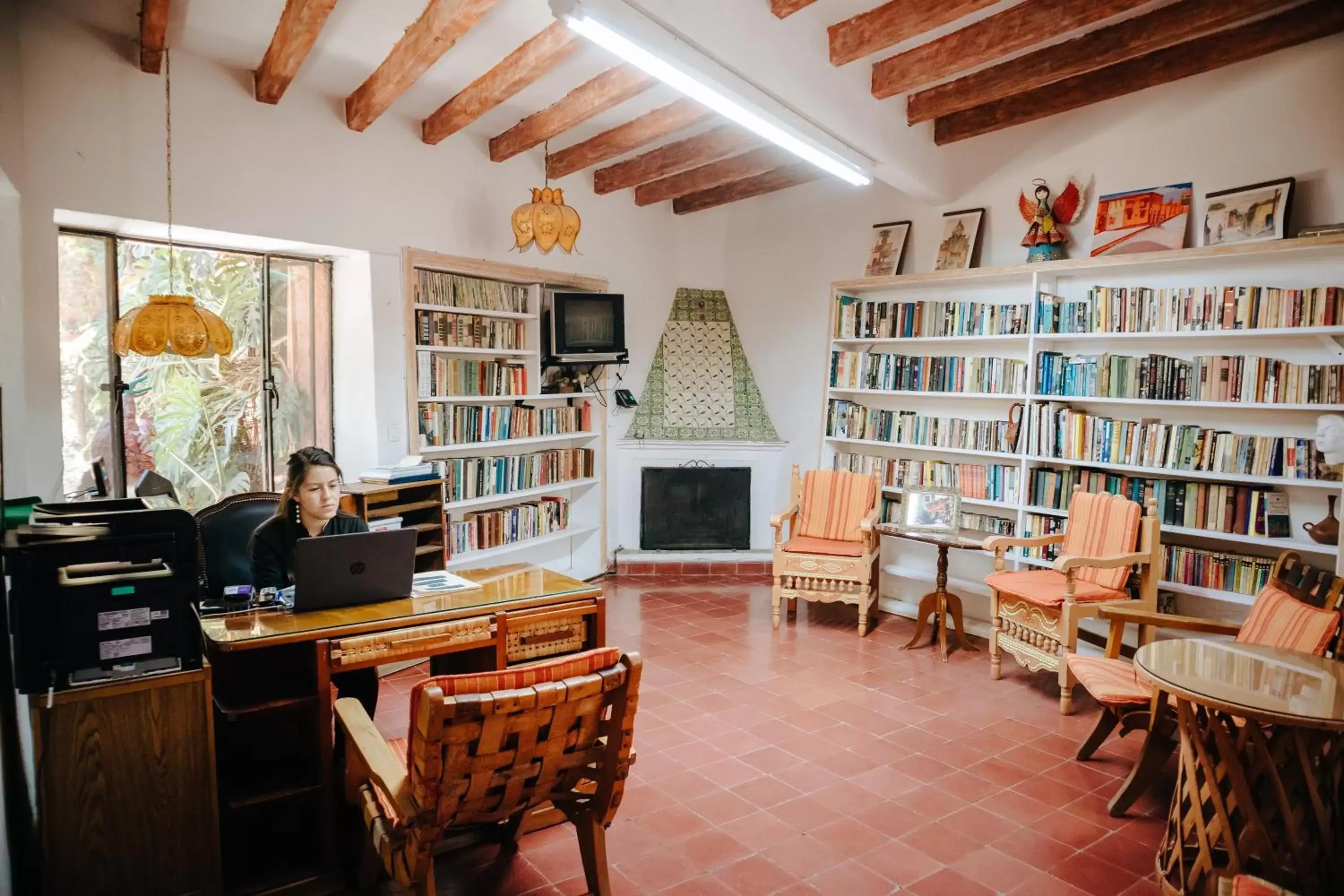 Library in Mansion del Bosque
