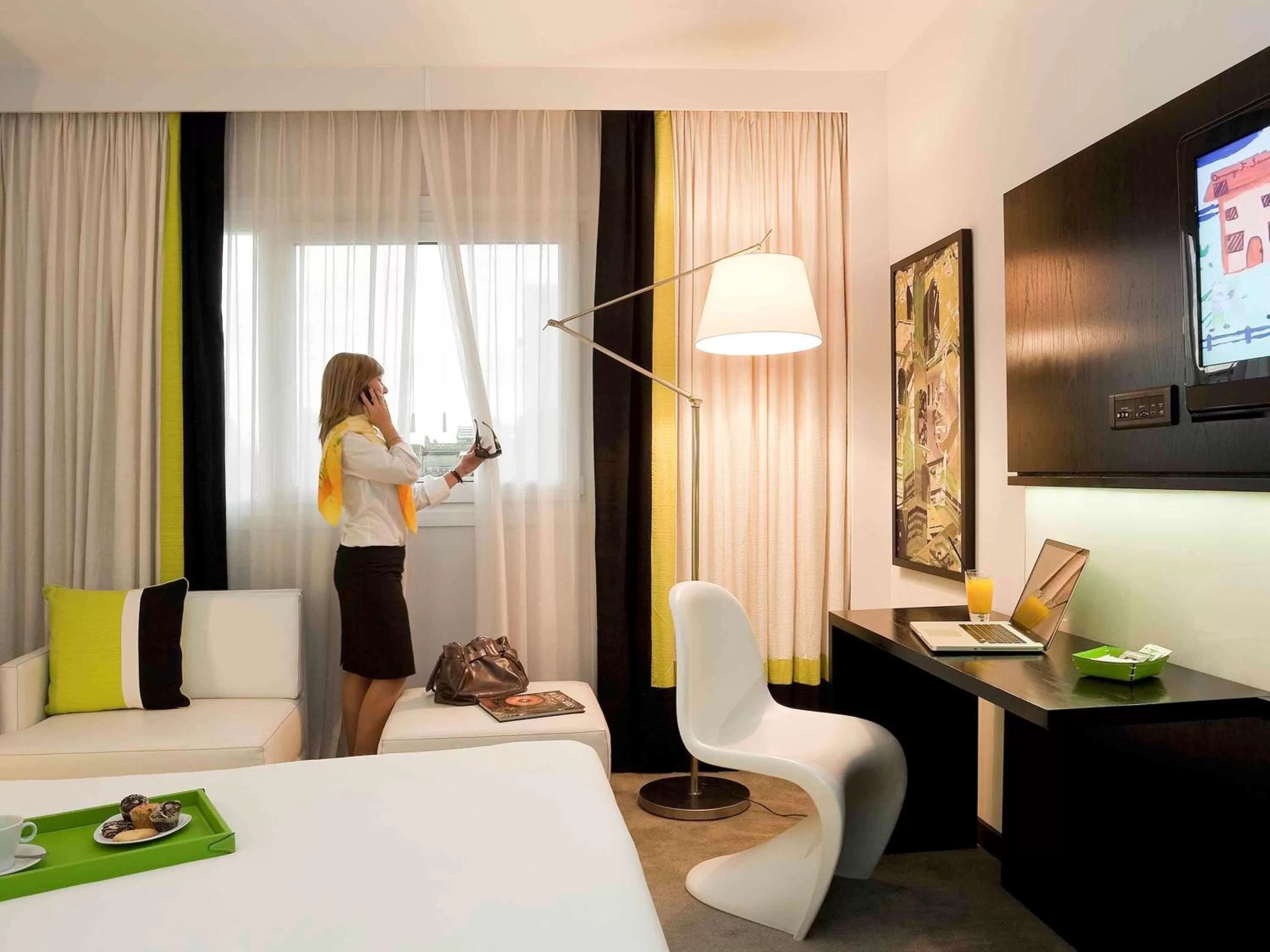 Photo of the whole room, Bed in Novotel Buenos Aires