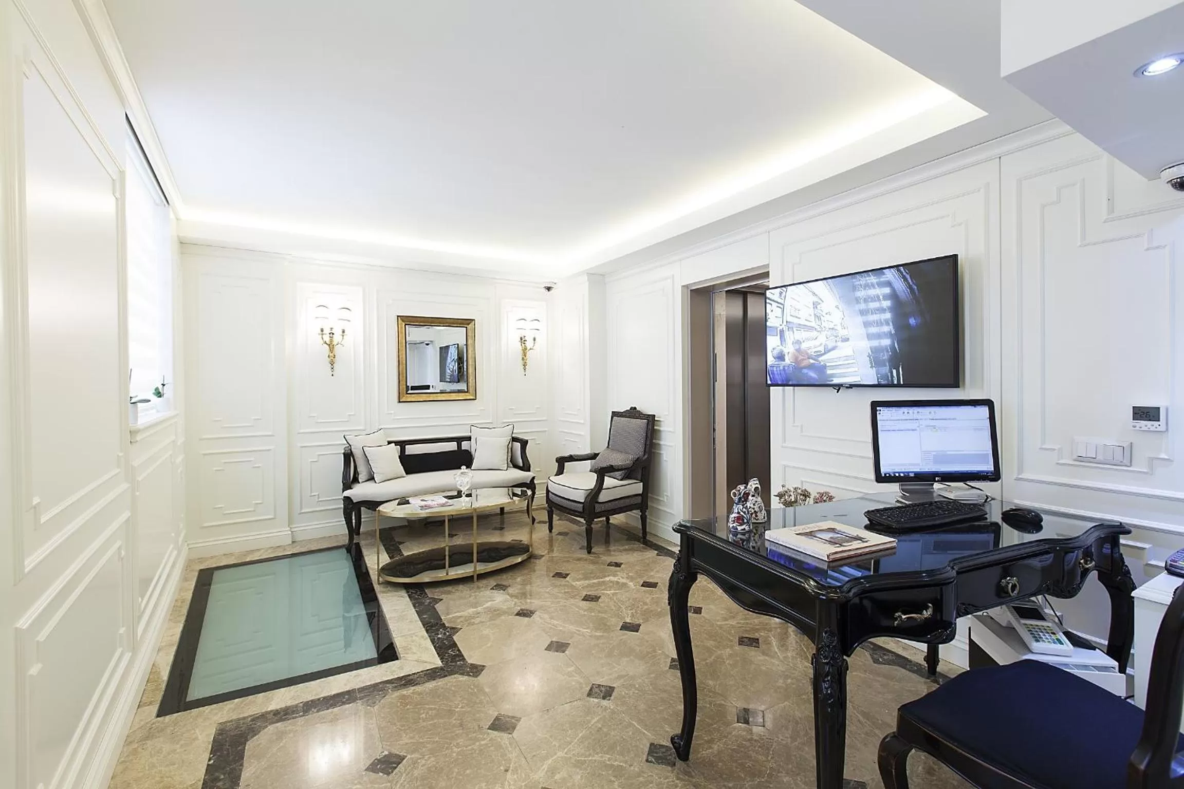 Lobby or reception in Perla Galata Hotel