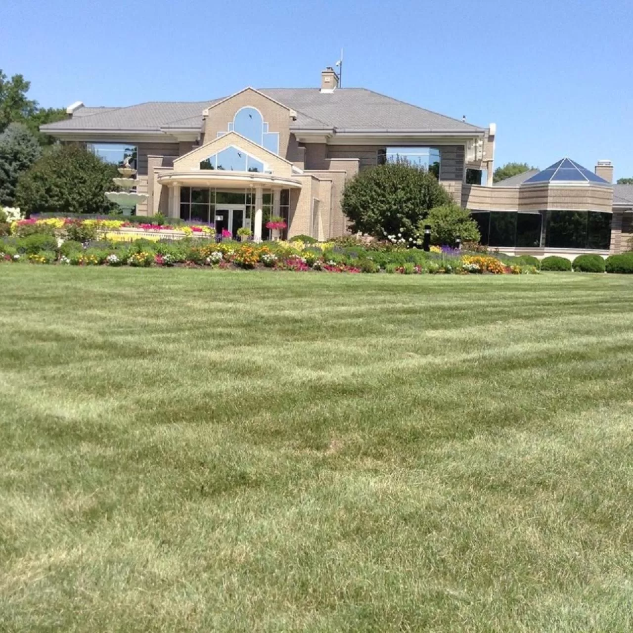 Property building in Mill Creek Gardens