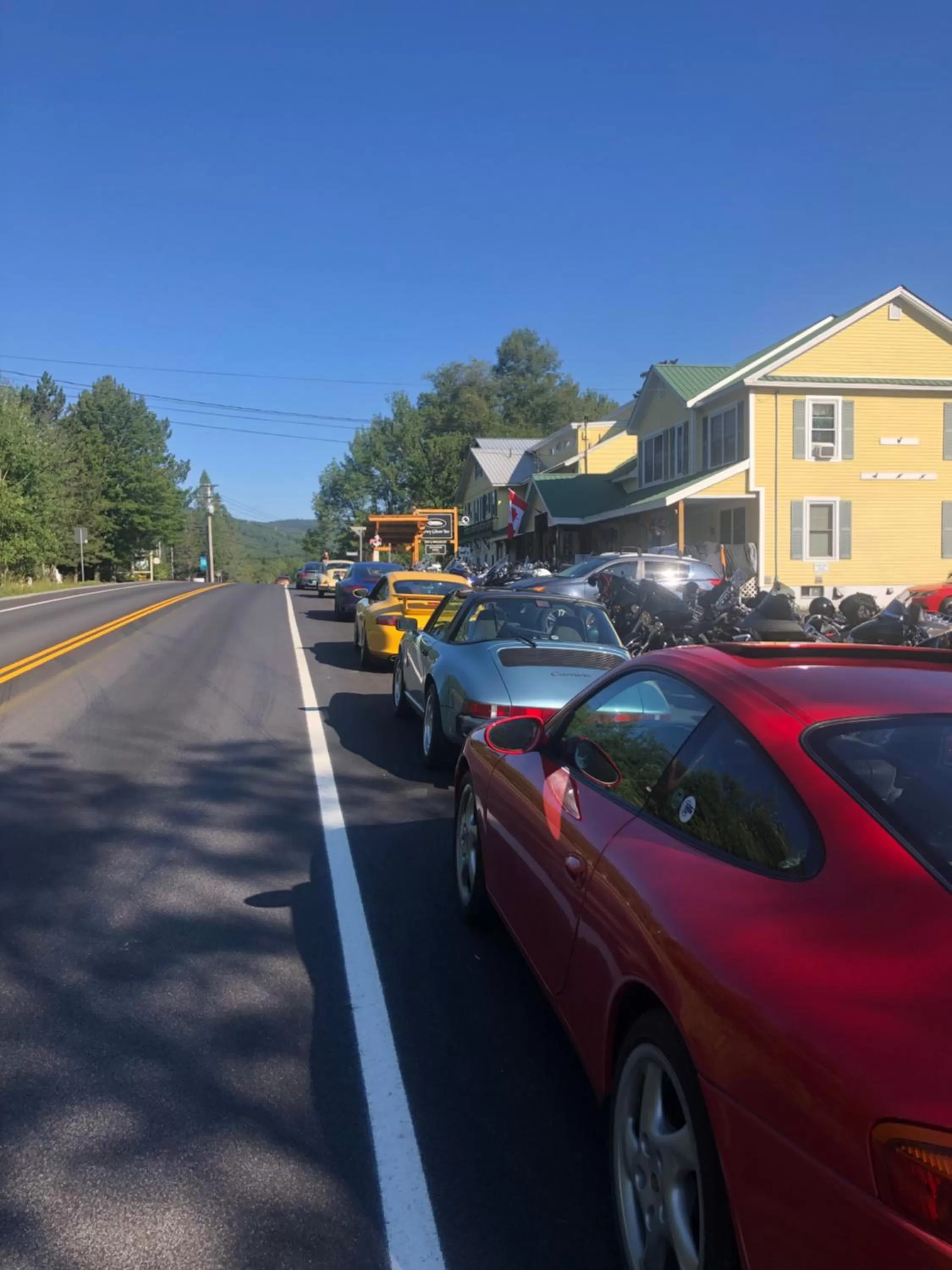 Facade/entrance in Gray Ghost Inn