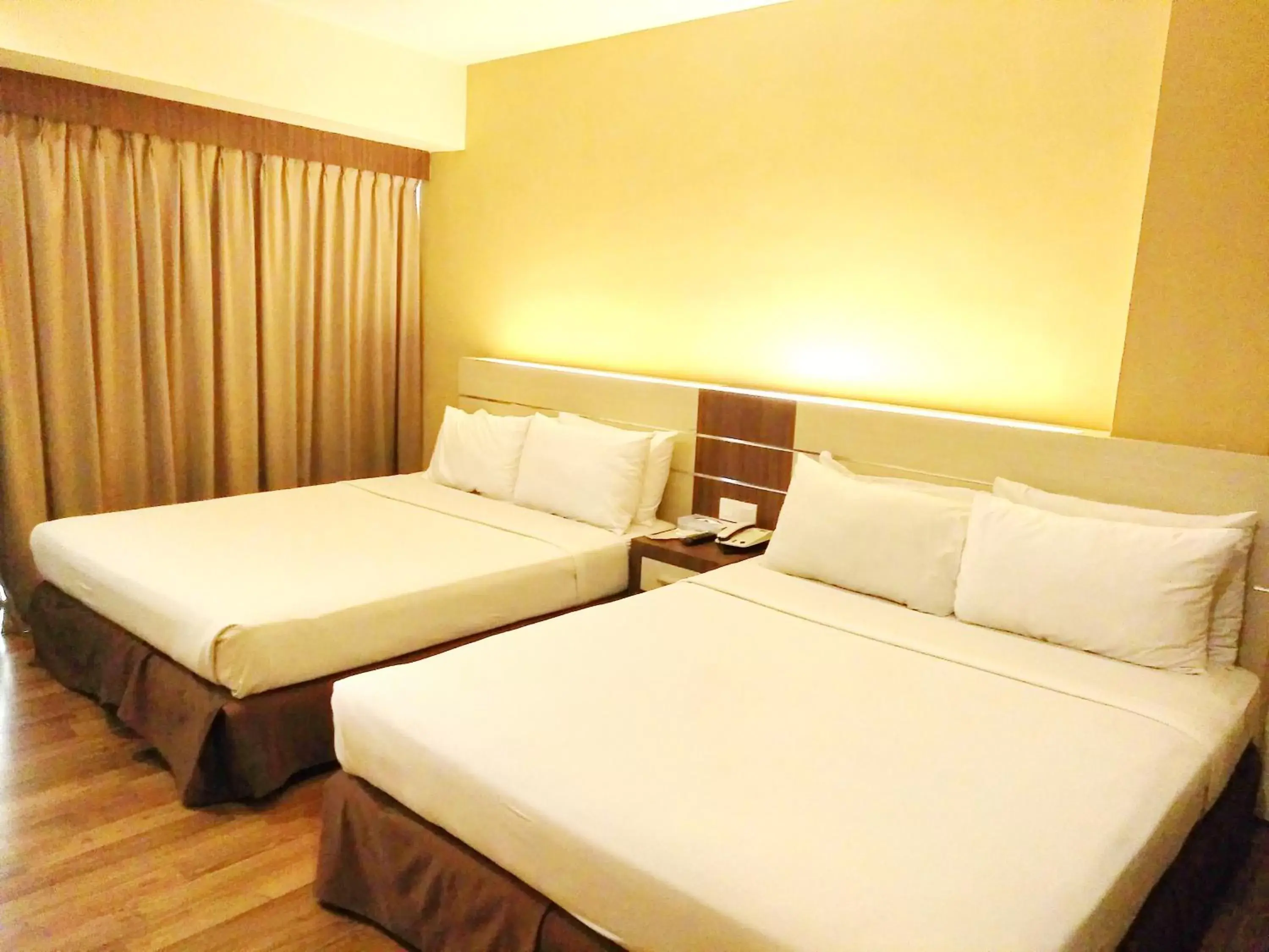 Room Photo in Seasons View Hotel