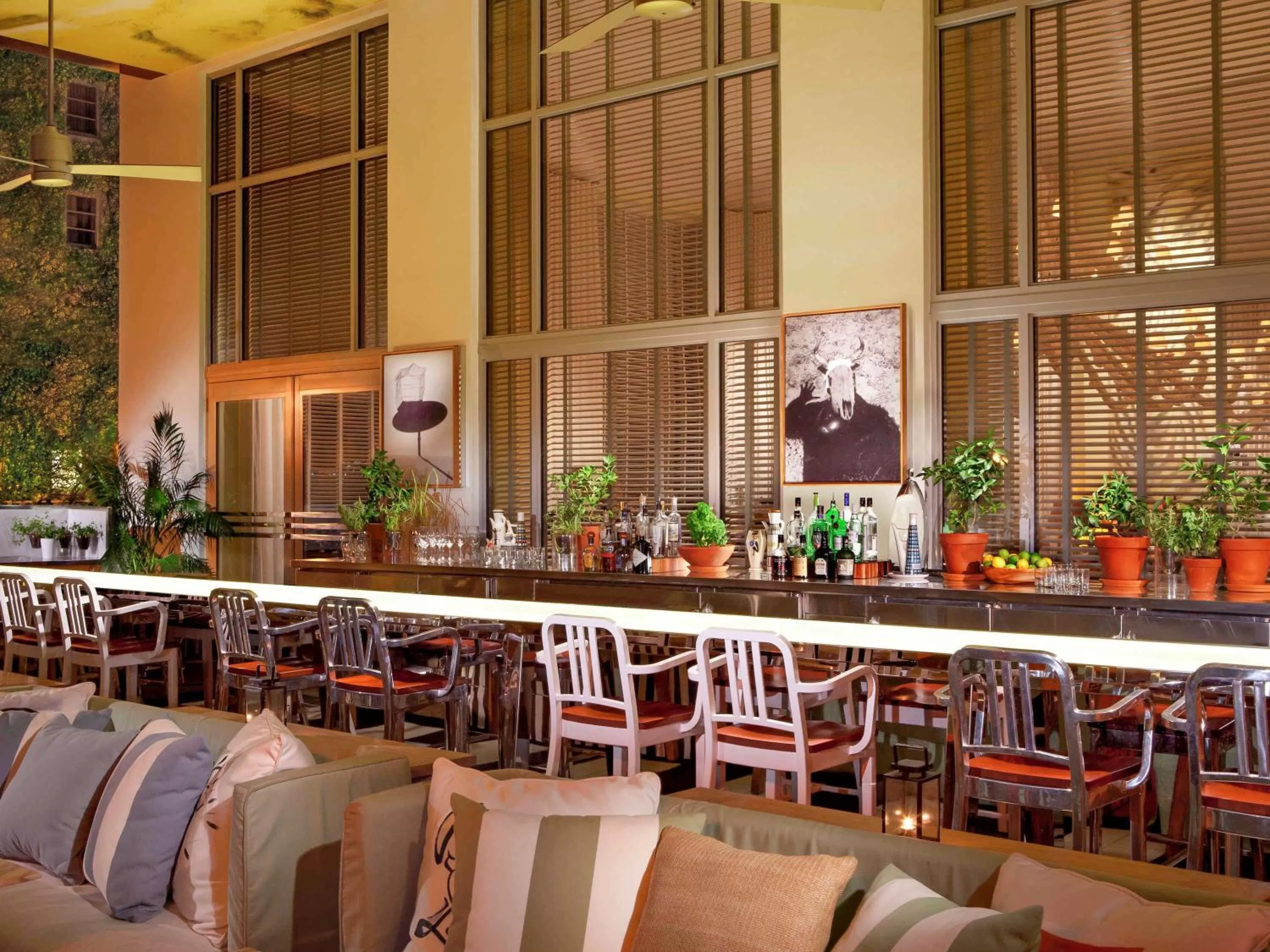 Restaurant/places to eat in SLS South Beach