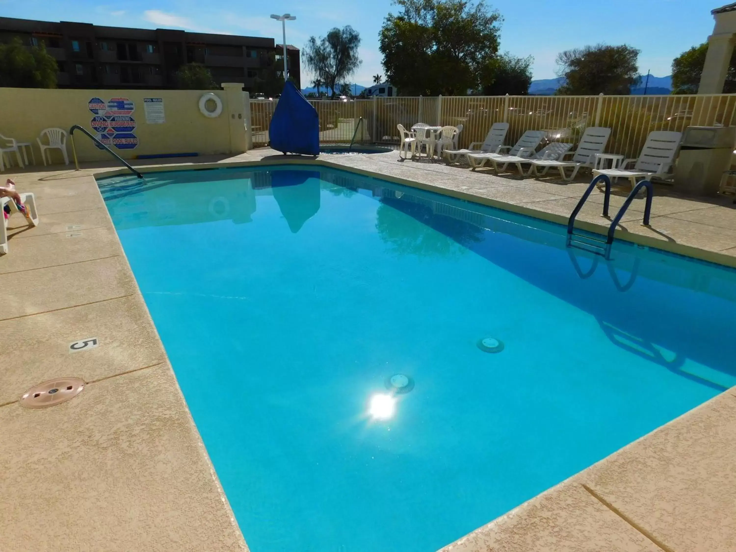 Swimming Pool in Island Suites