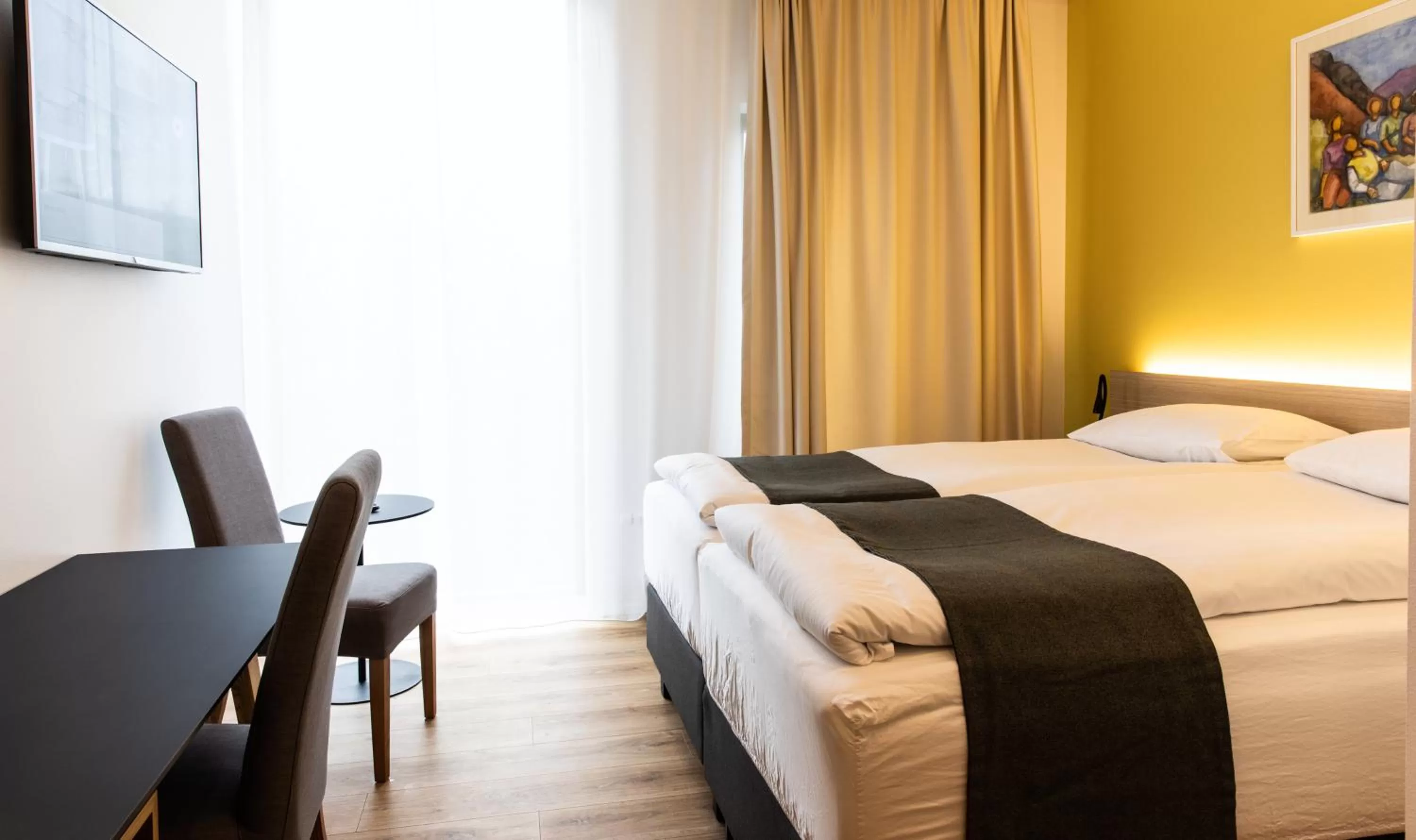 Photo of the whole room, Bed in Hotel South Coast