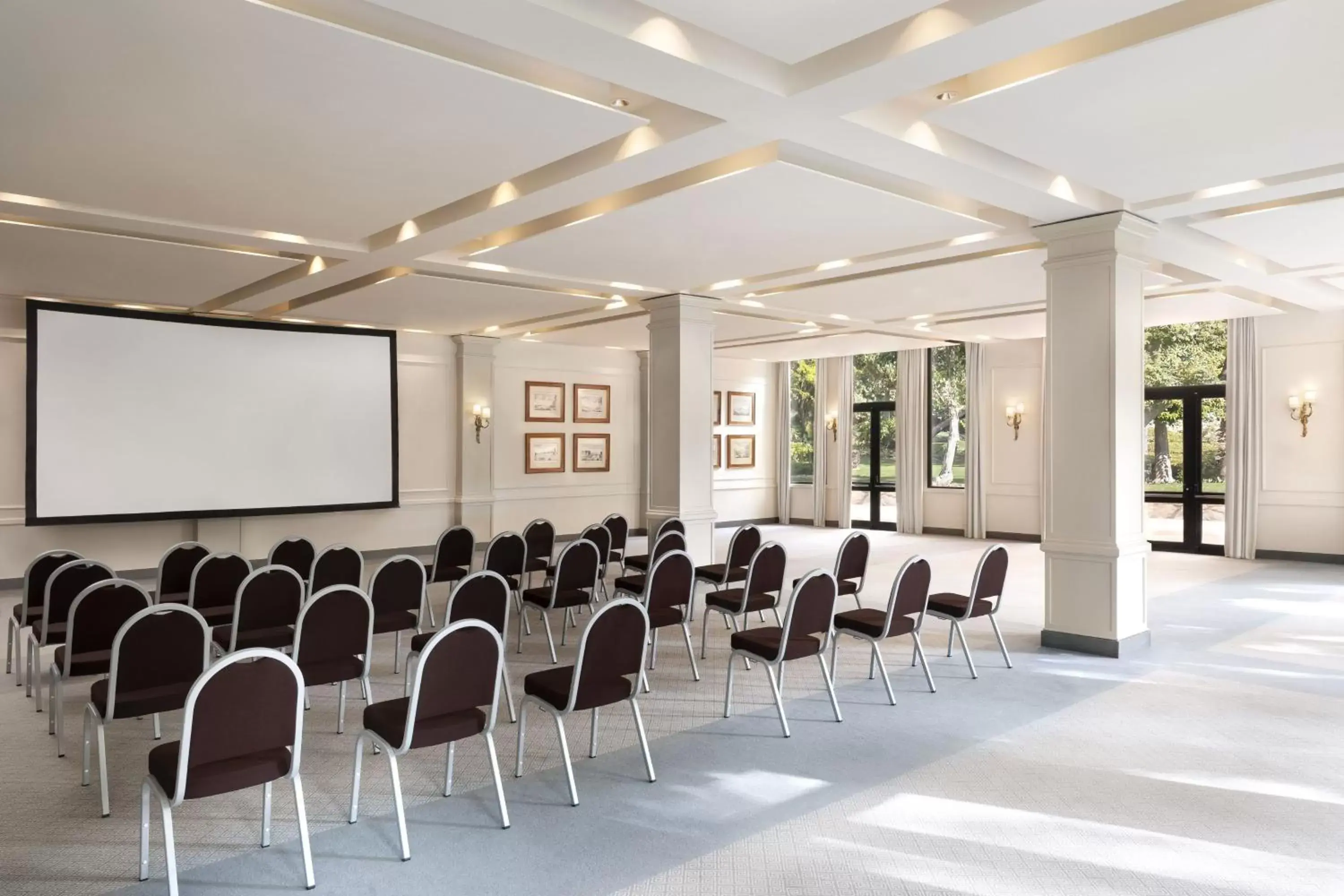 Meeting/conference room in Grotta Giusti Thermal Spa Resort Tuscany, Autograph Collection