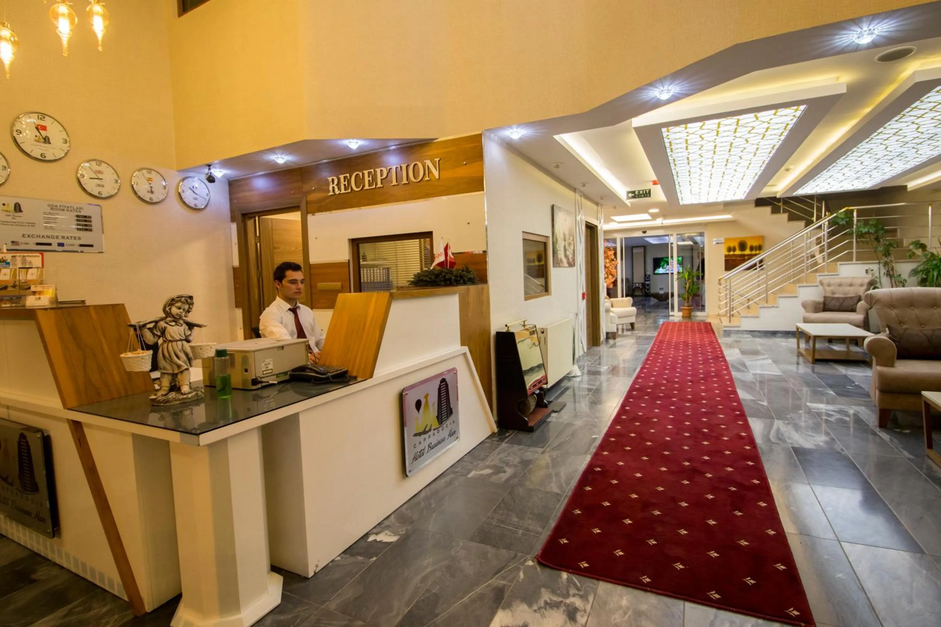 Lobby or reception in Business Han Hotel