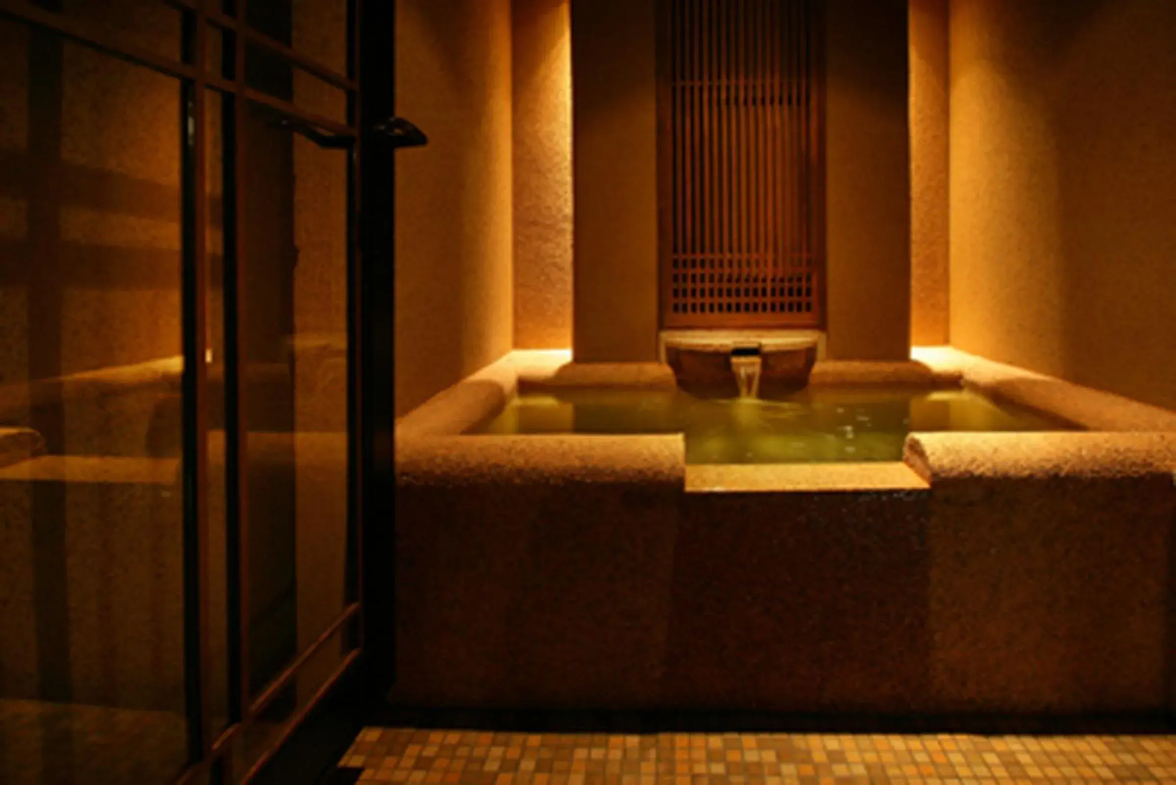 Japanese-Style Deluxe Room with Private Onsen - 53㎡ in Hakoneyumoto Onsen Yaeikan