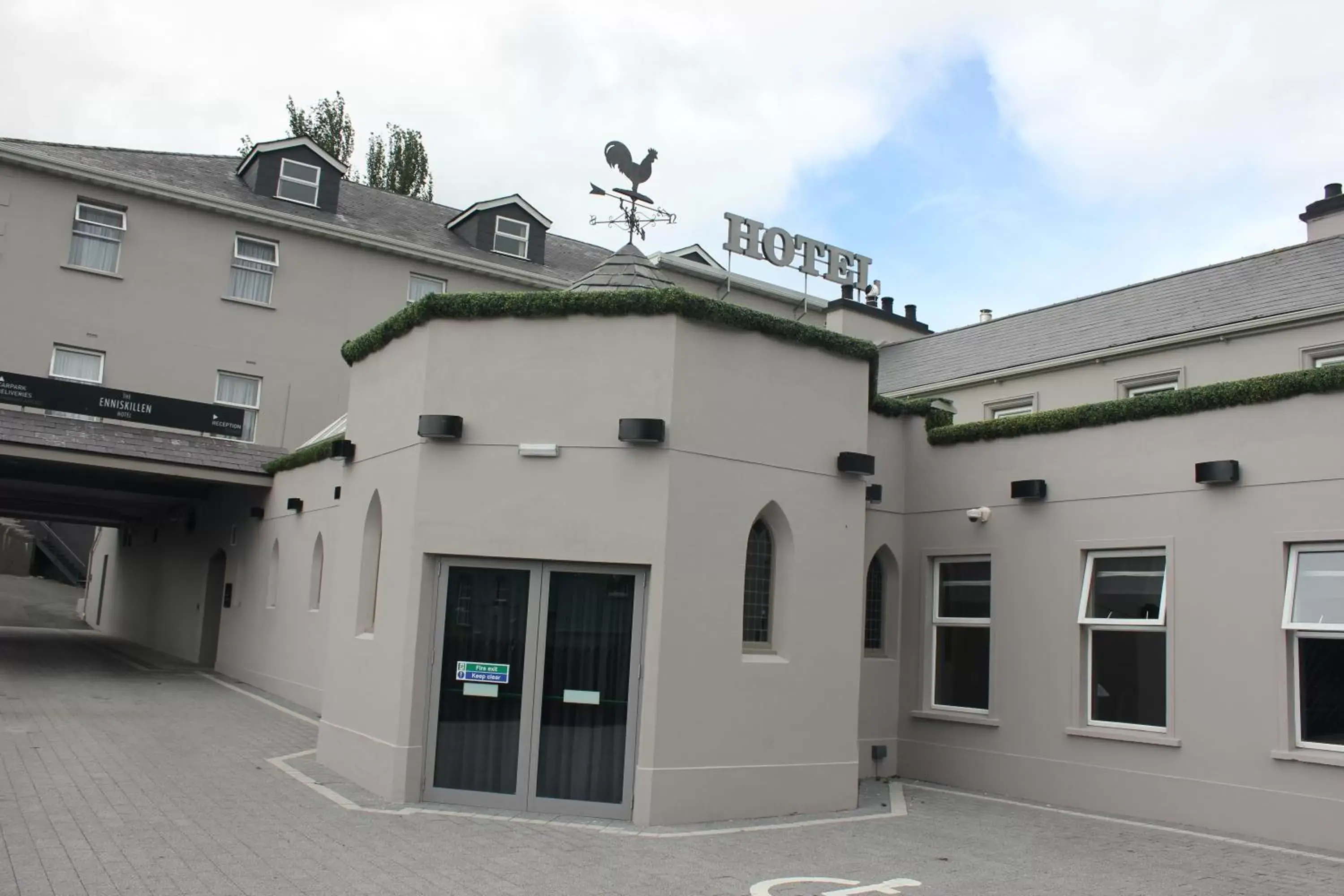 Property building in The Enniskillen Hotel and Motel