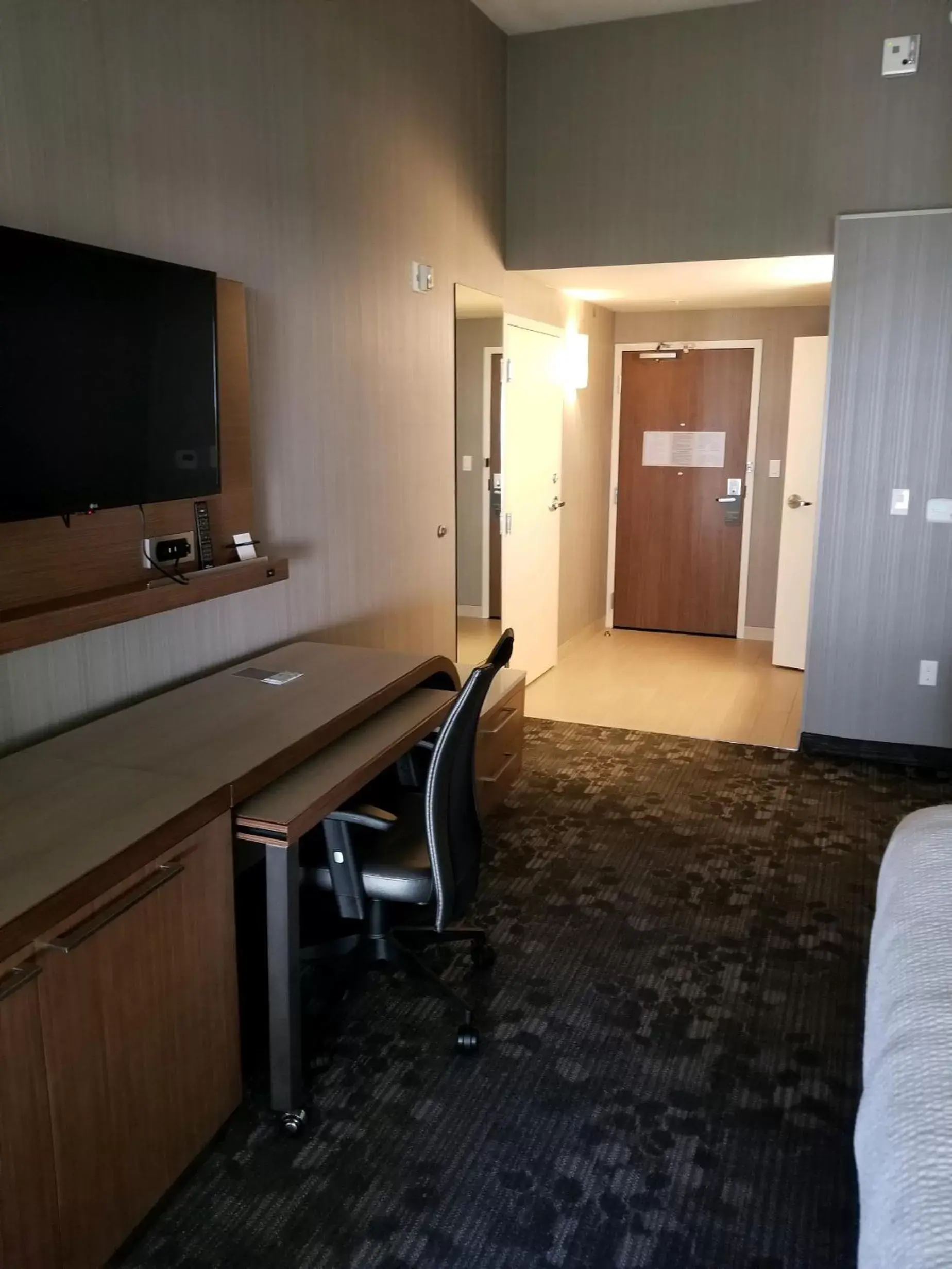 TV/Entertainment Center in Courtyard by Marriott Livermore