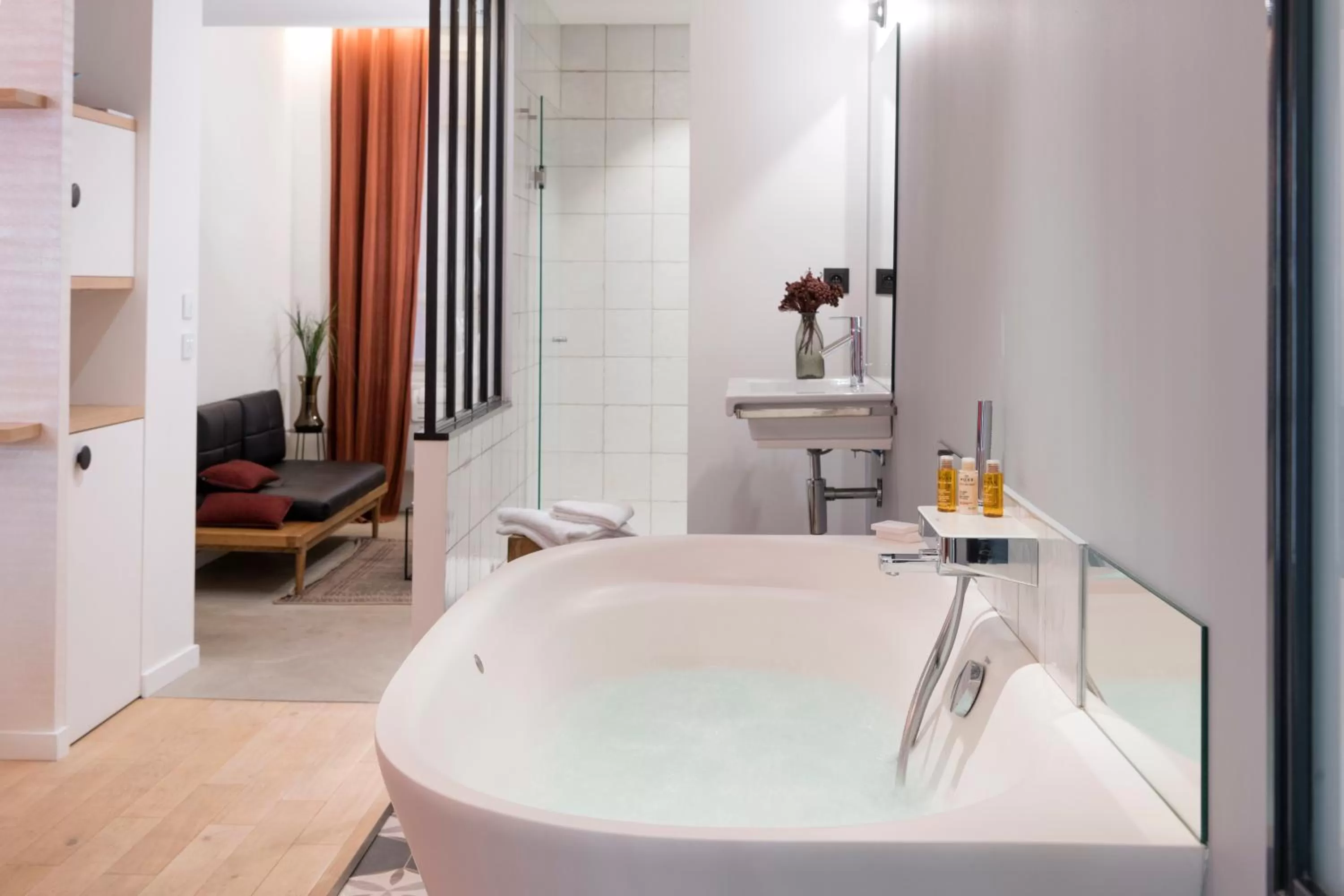 Bathroom in MiHotel Charité