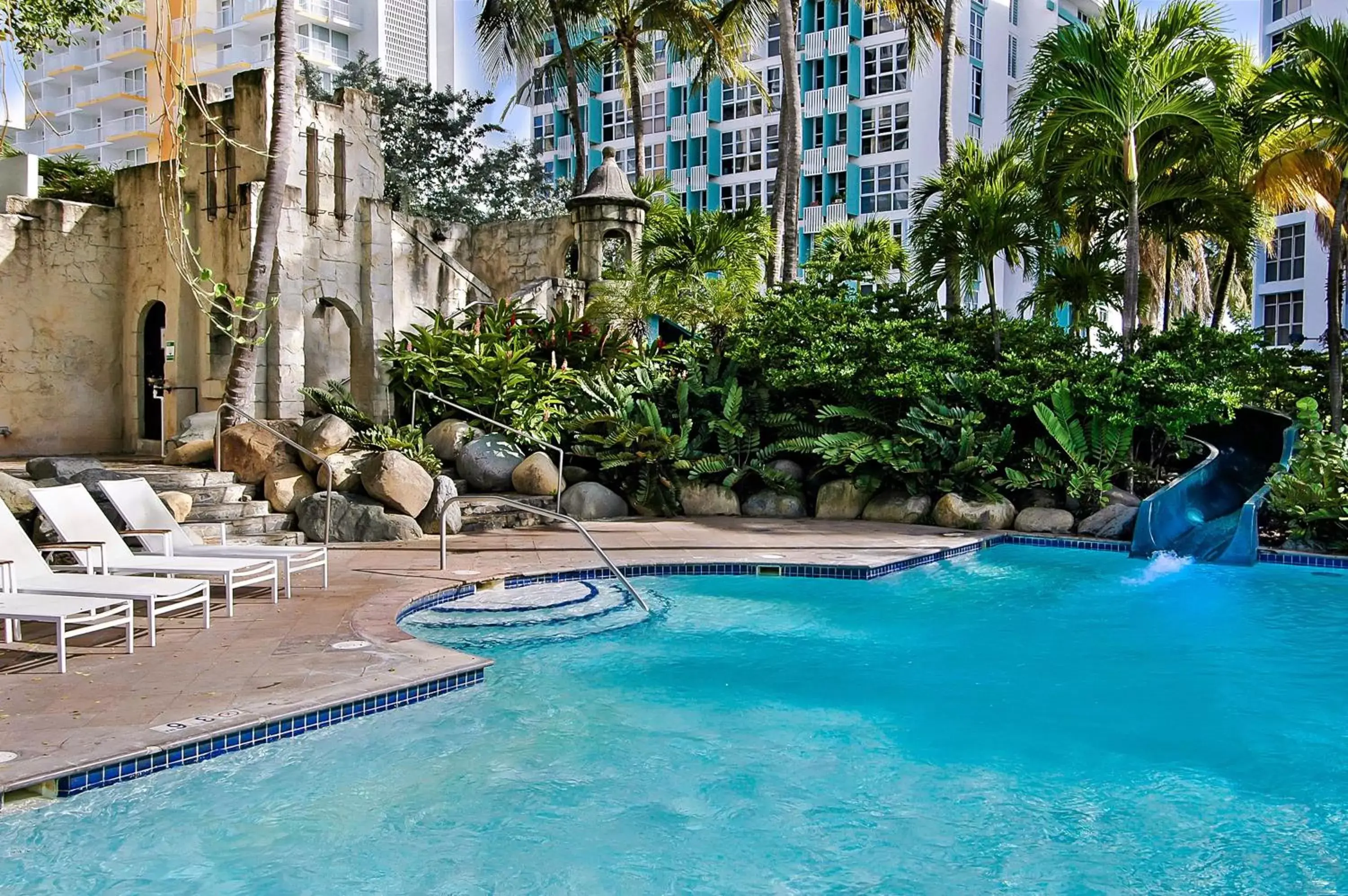 Pool view, Swimming Pool in The Condado Plaza Hilton