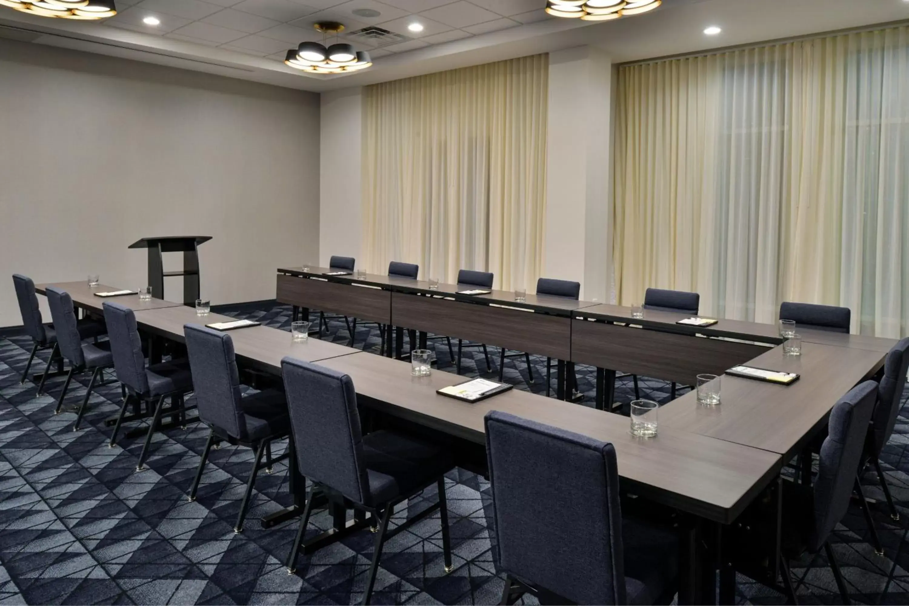 Meeting/conference room in Courtyard by Marriott Raleigh Cary Crossroads