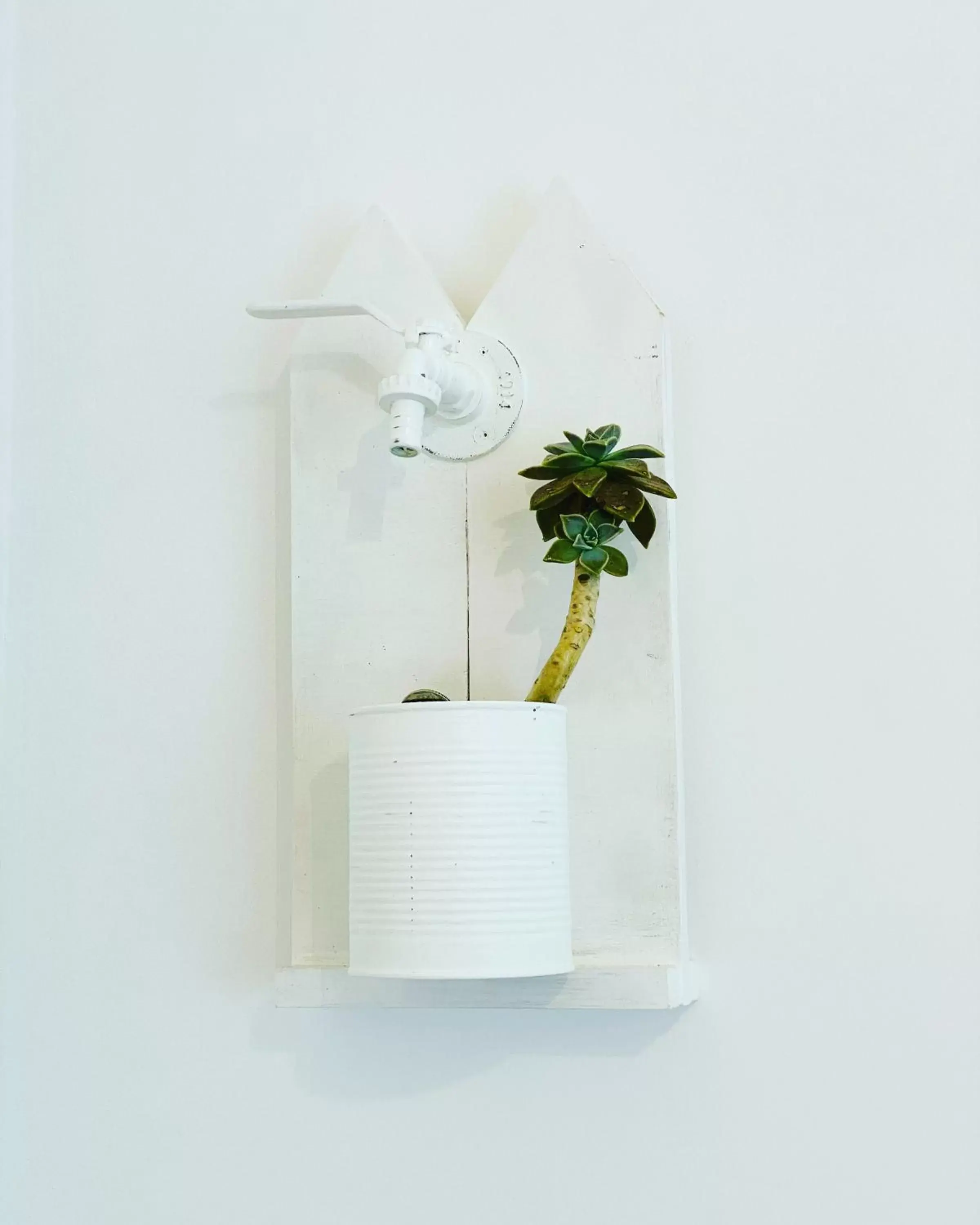 Decorative detail, Bathroom in La casa di Nina