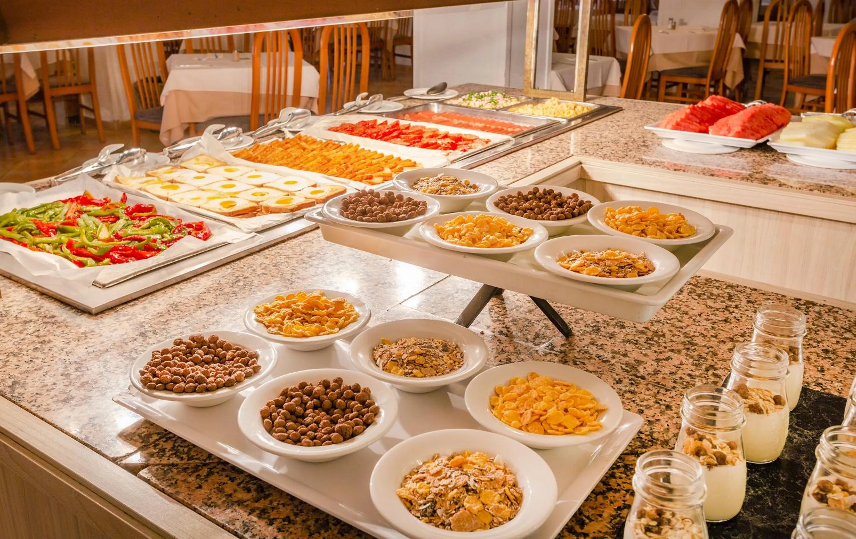 Food in JS Cape Colom - Adults Only