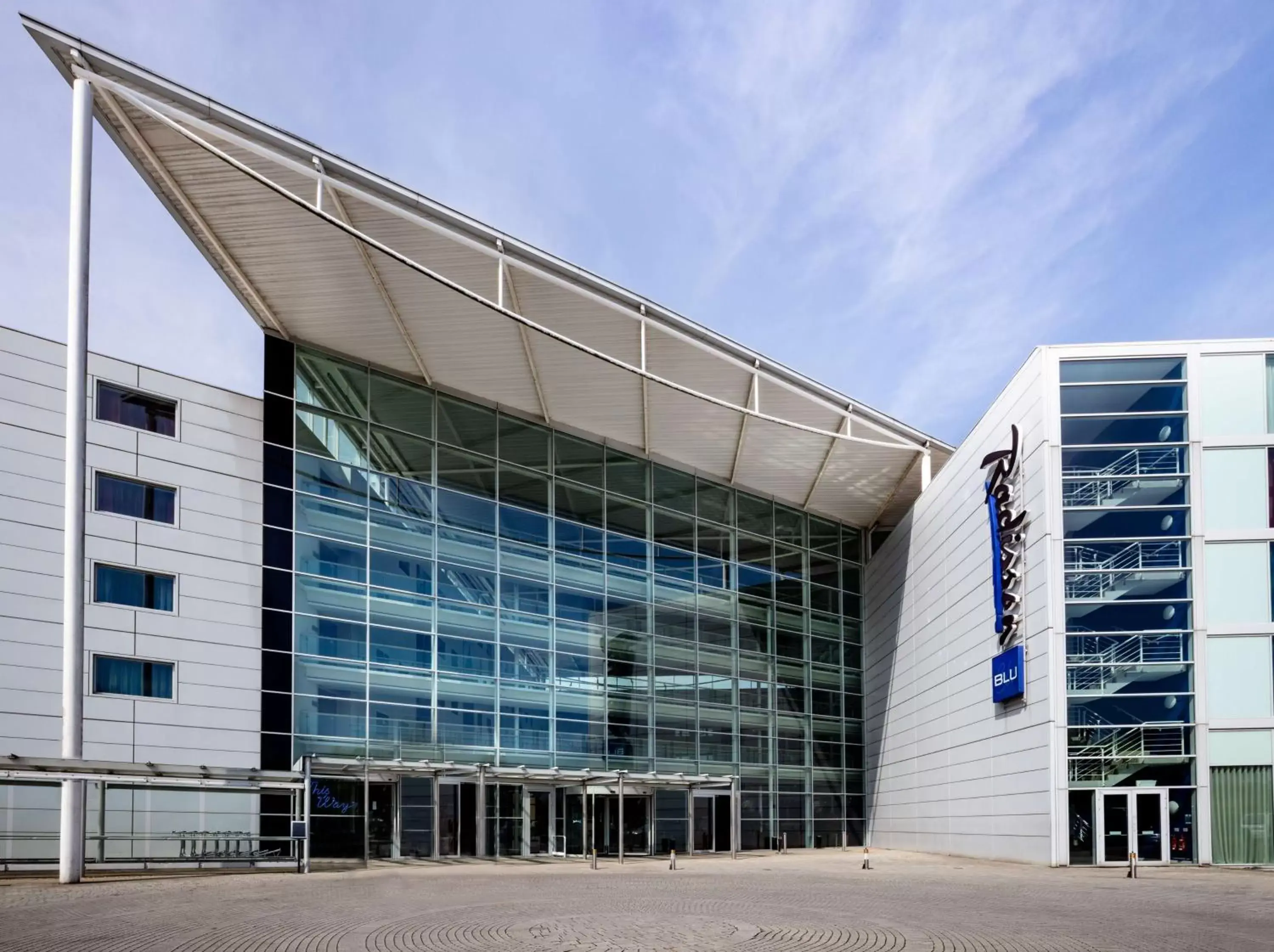 Property Building in Radisson Blu Hotel London Stansted Airport