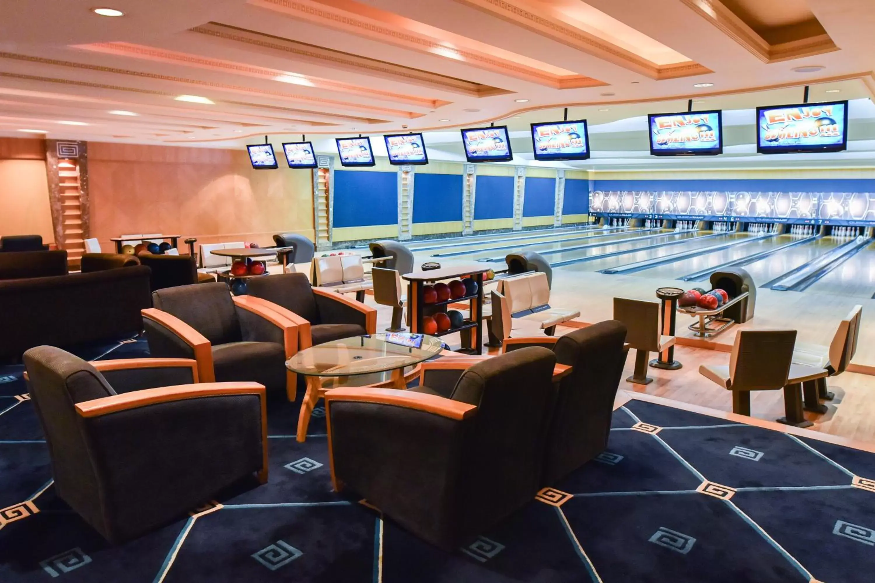 Bowling, Restaurant/Places to Eat in The Empire Brunei