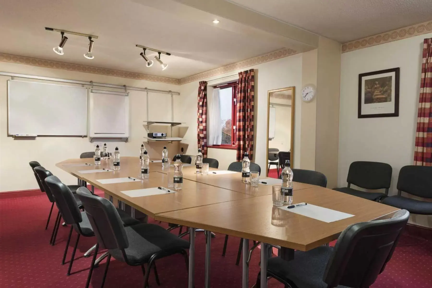 Meeting/conference room in Days Inn Tewkesbury