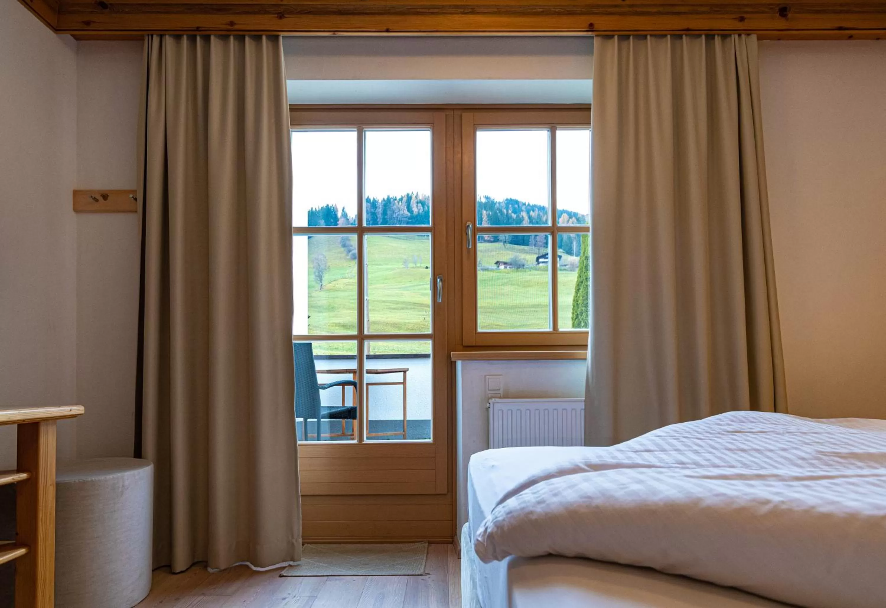 Garden view, Bed in Hotel und Alpen Apartments - Bürglhöh