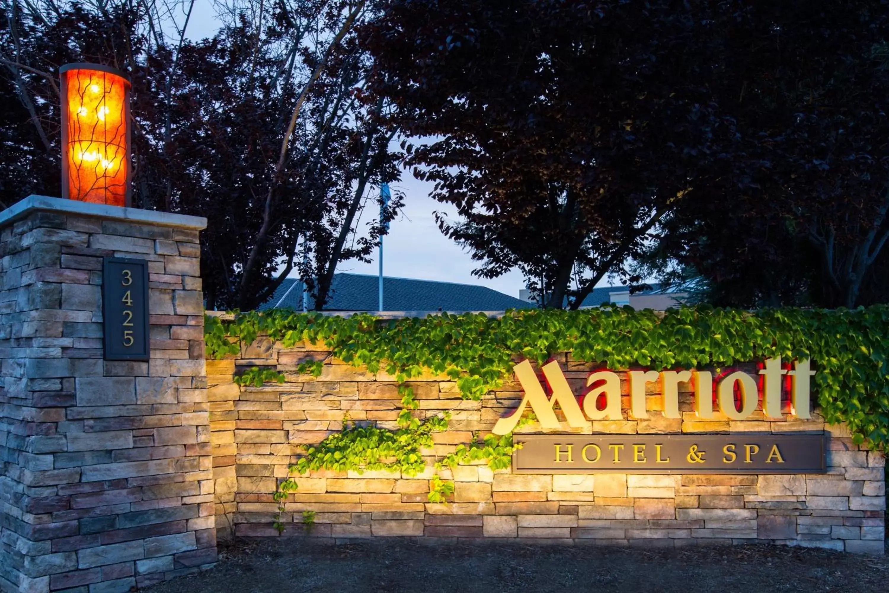 Property Building in Marriott Napa Valley Hotel & Spa