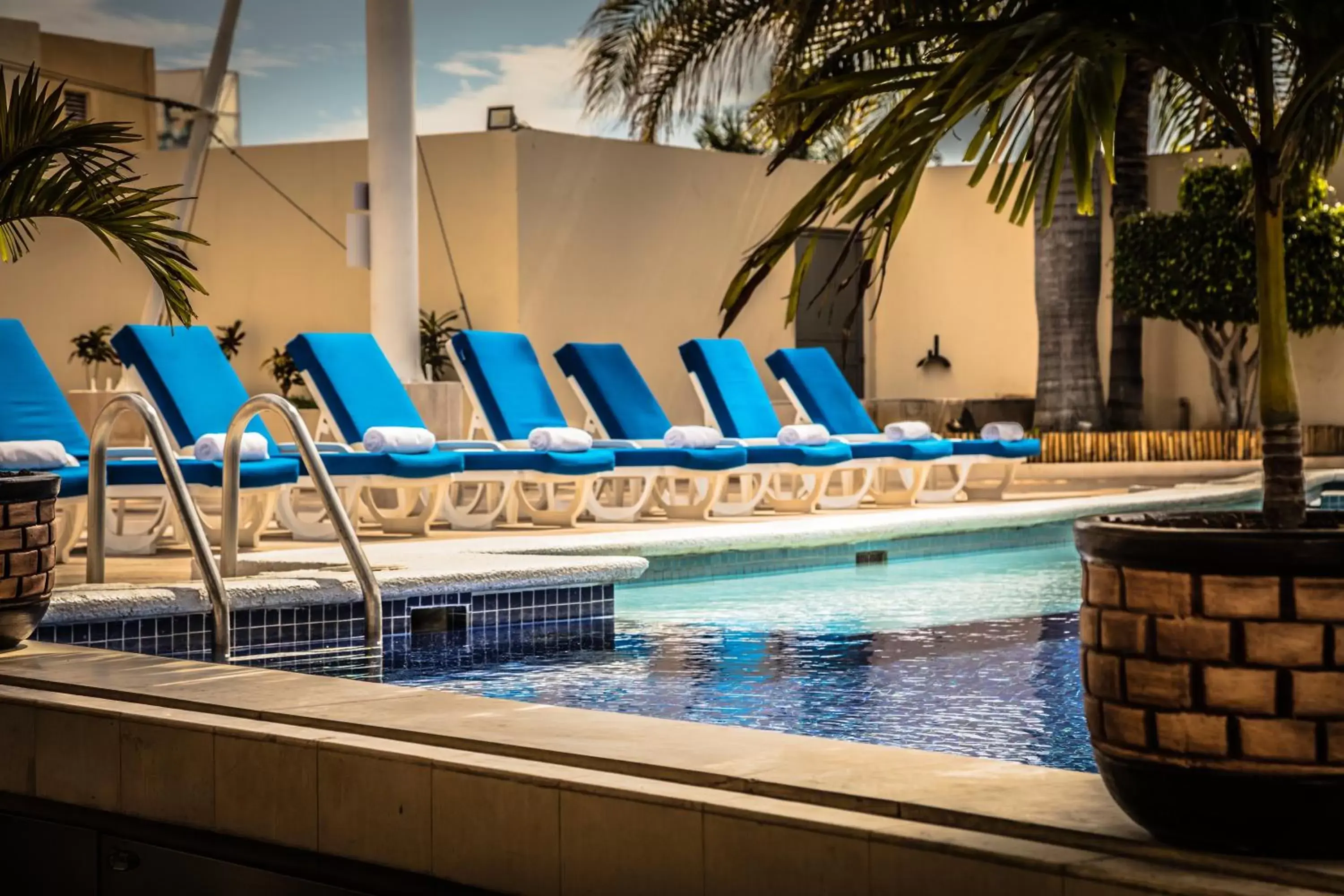 Swimming Pool in Fiesta Inn Tuxtla Gutierrez