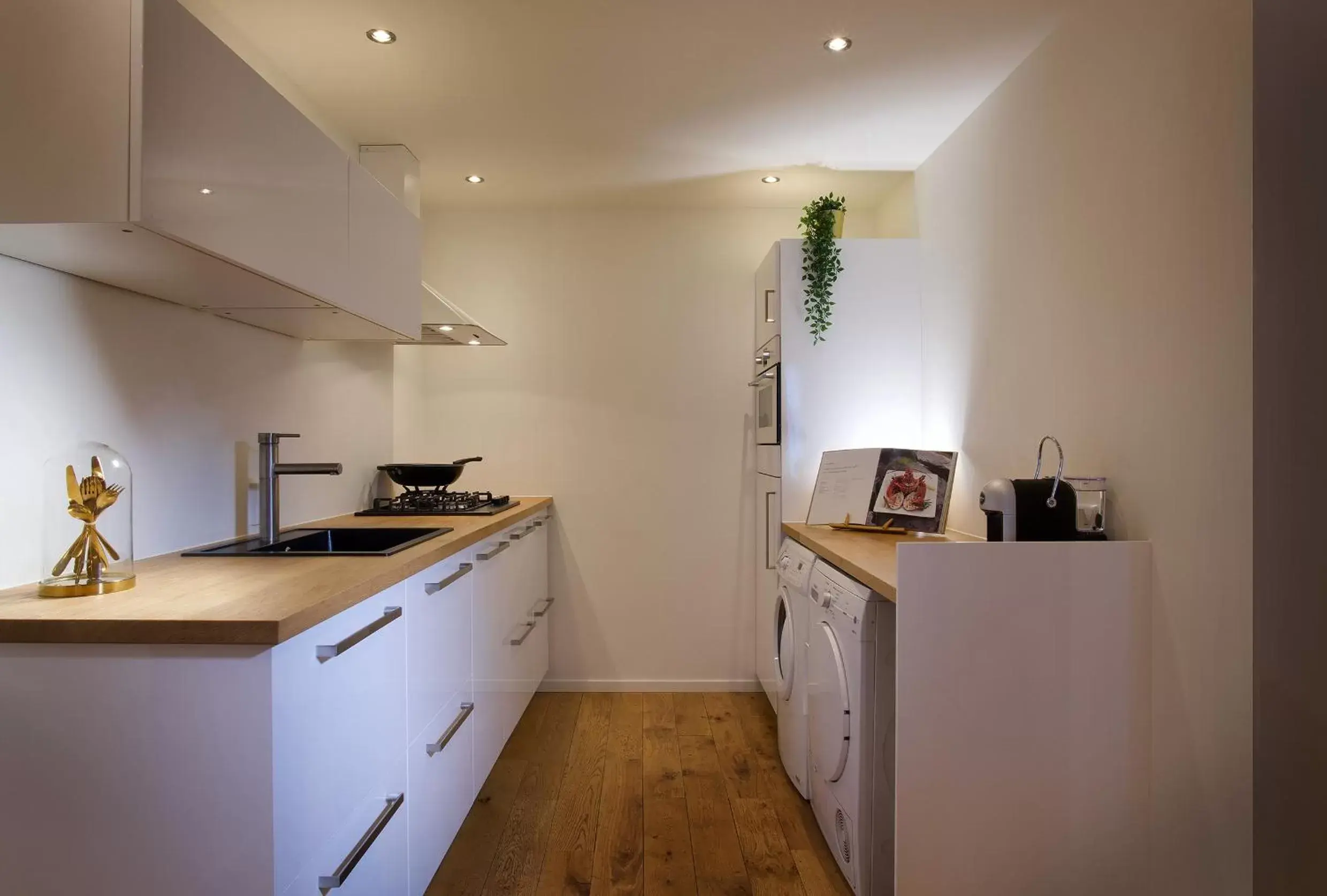 Kitchen/Kitchenette in Haarlem Hotel Suites