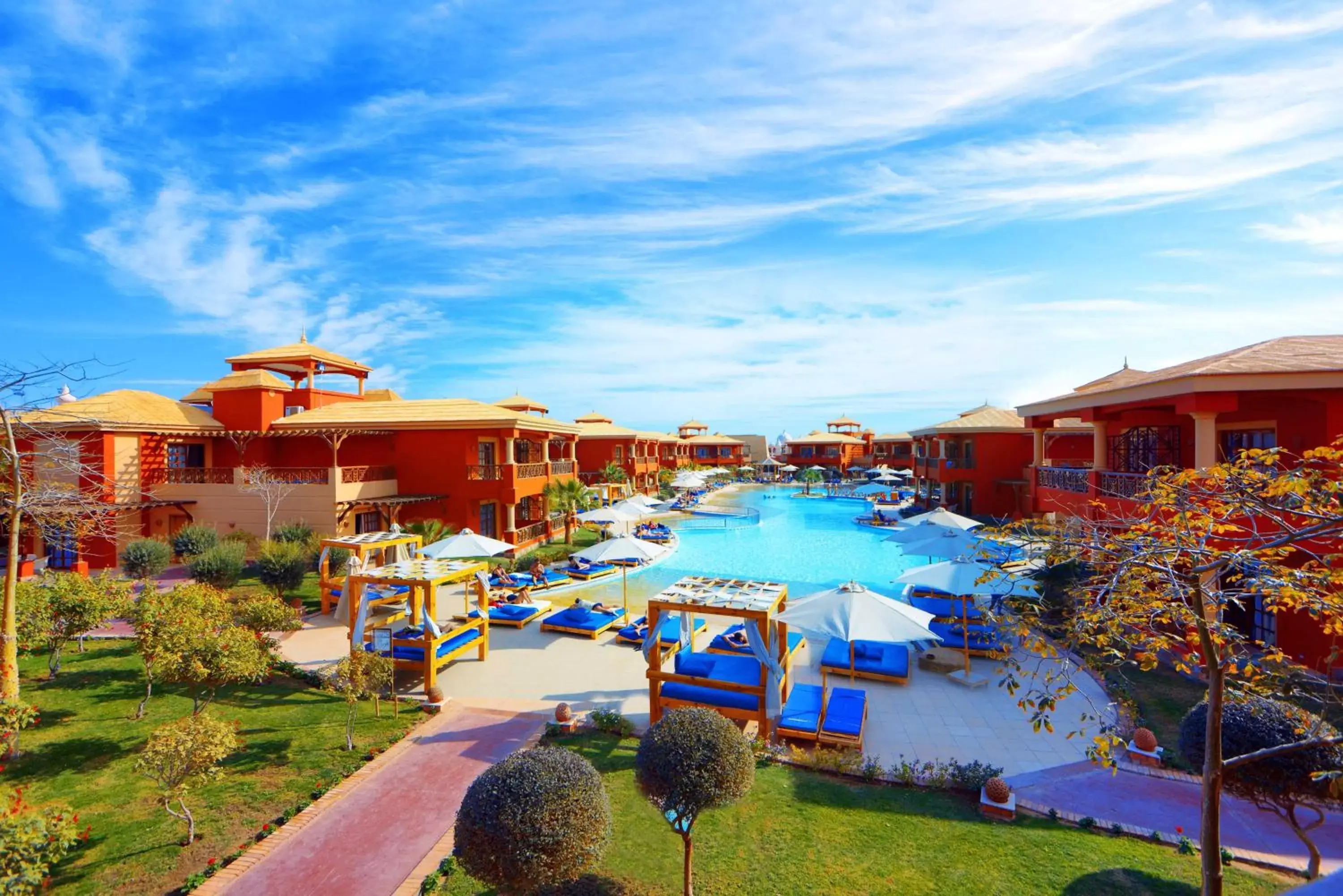 Property building, Pool View in Pickalbatros Alf Leila Wa Leila Resort - Neverland Hurghada