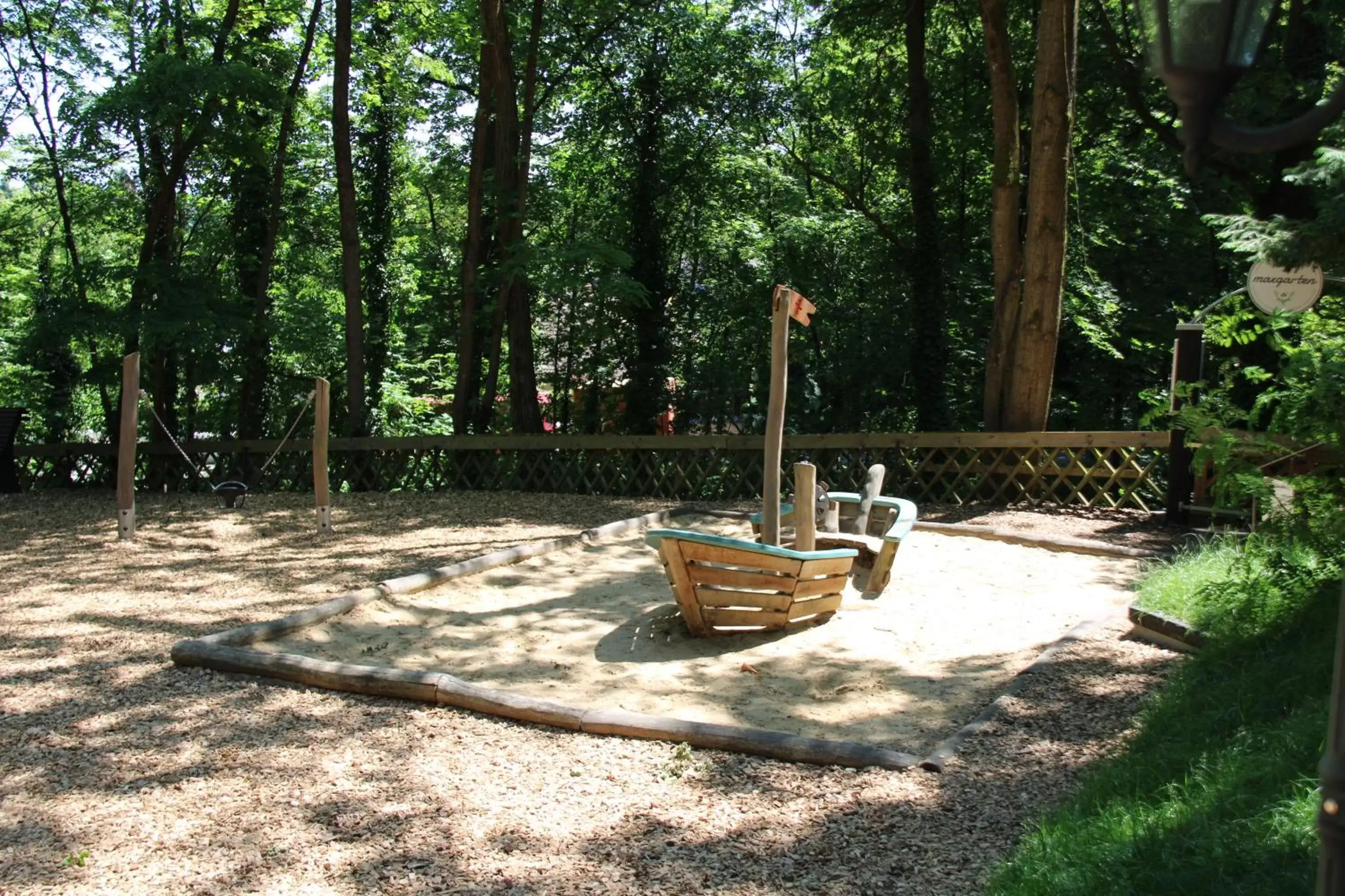 Children play ground in Hotel Forsthaus Nürnberg Fürth