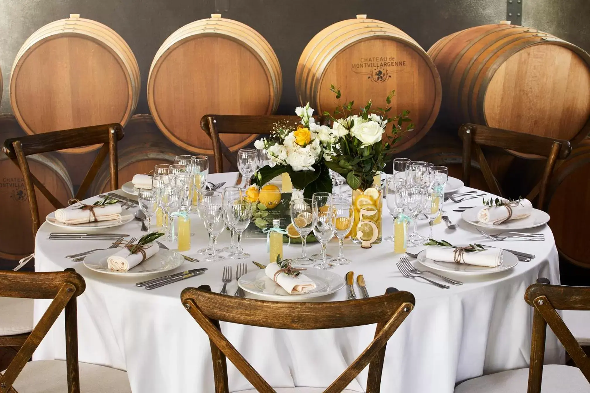 wedding, Restaurant/Places to Eat in Chateau de Montvillargenne