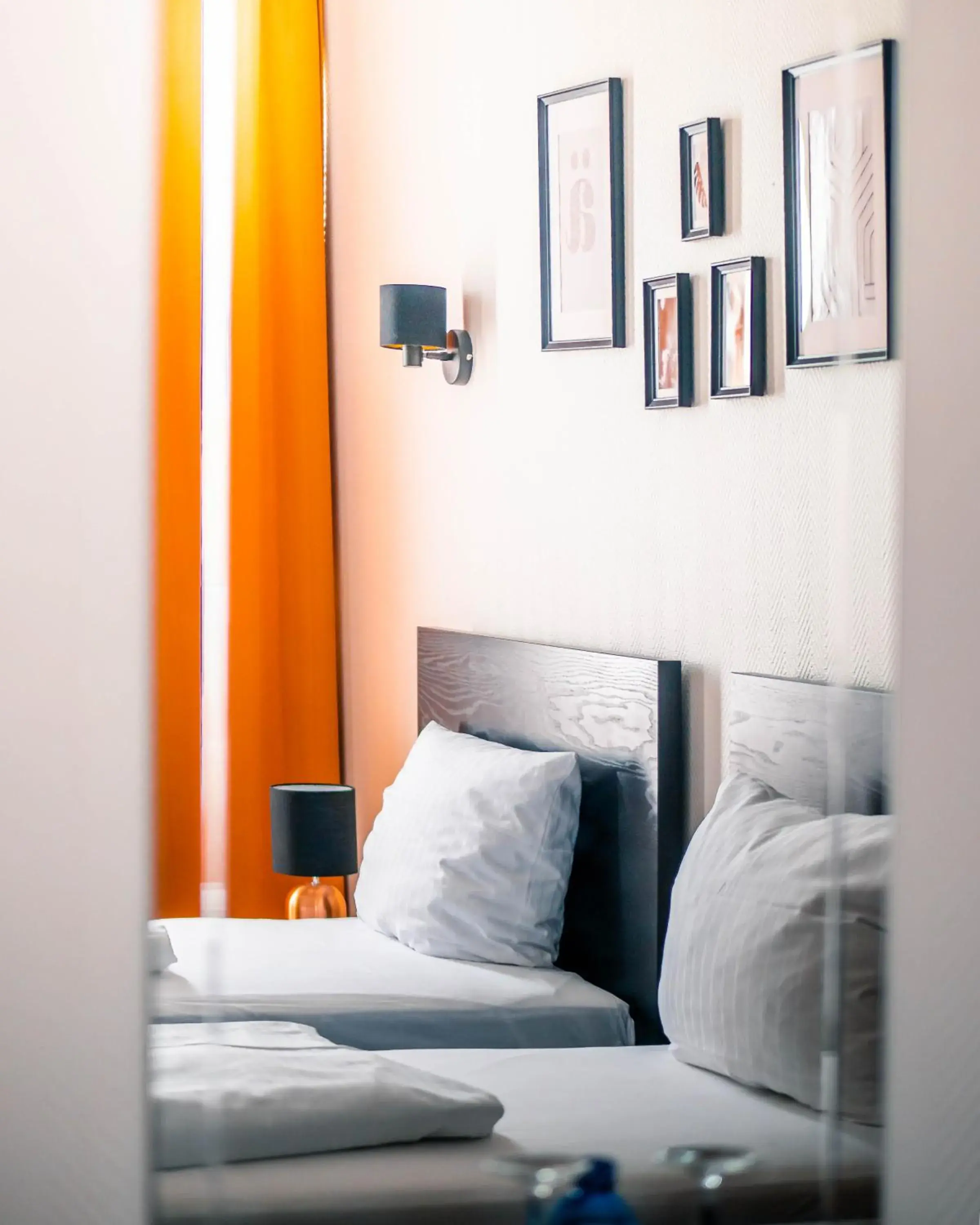 Photo of the whole room, Bed in Hotel Berliner Bär Photo of the whole room, Bed in Hotel Berliner Bär