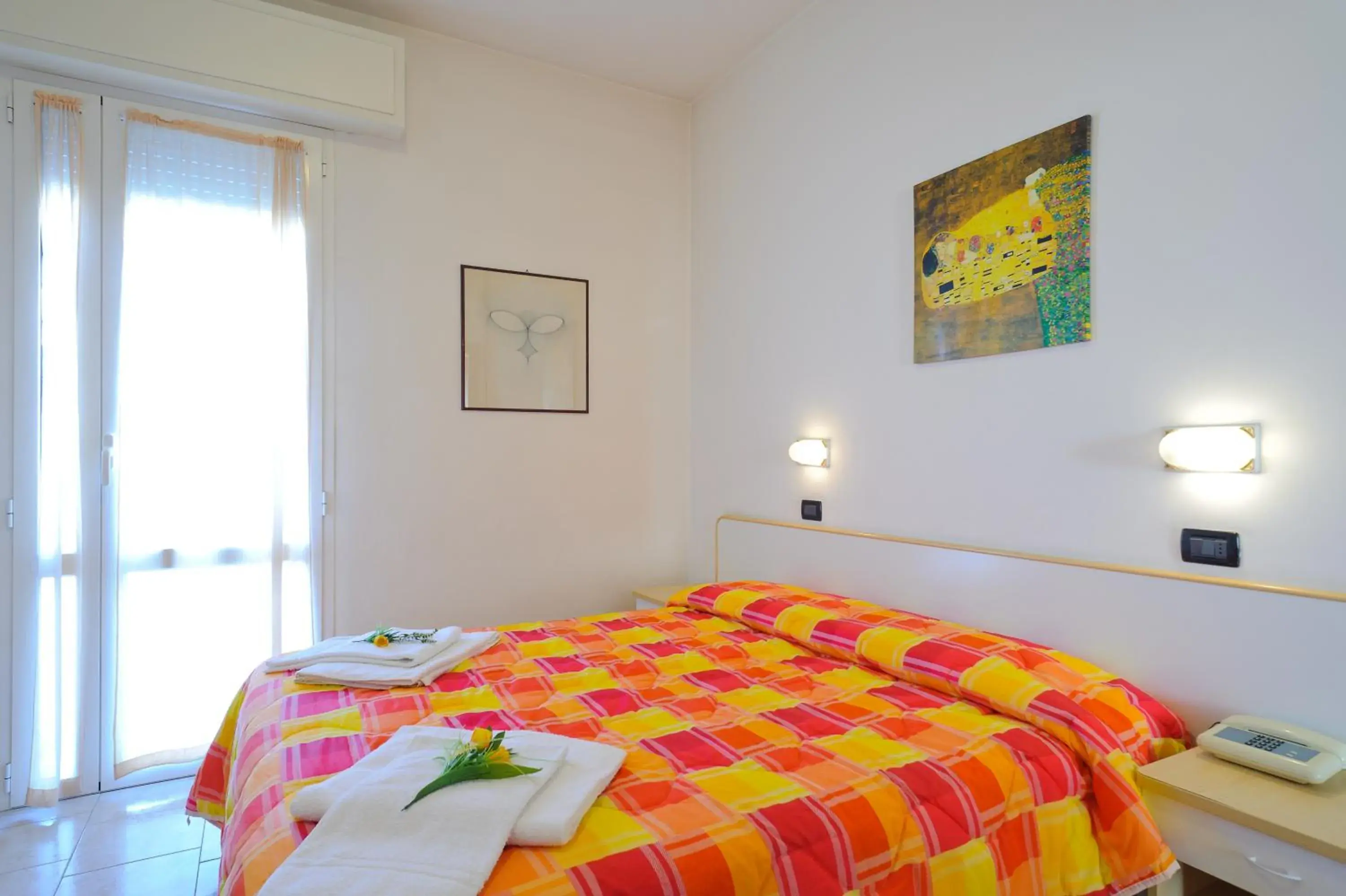 Bed in Hotel Petrarca