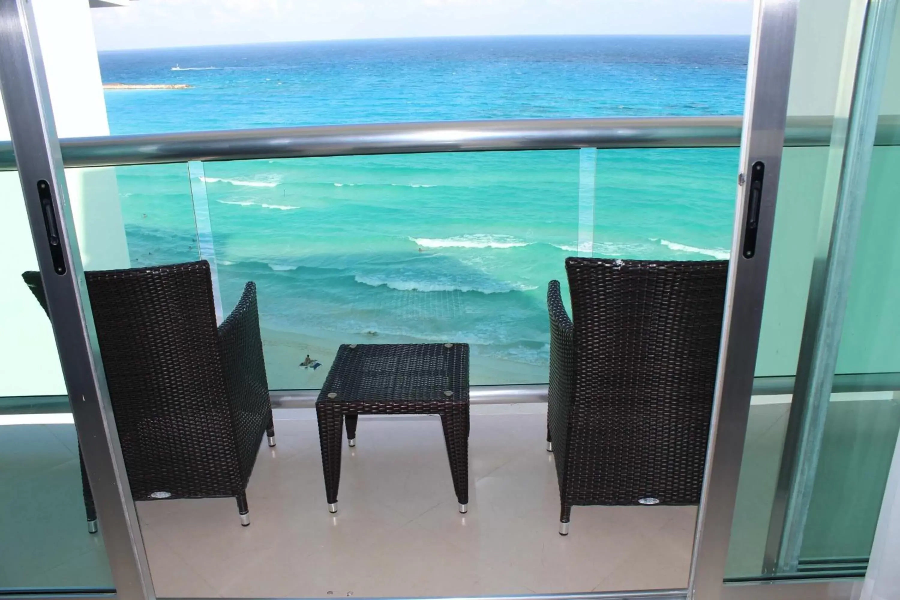 Balcony/Terrace in Ocean Dream Cancun by GuruHotel