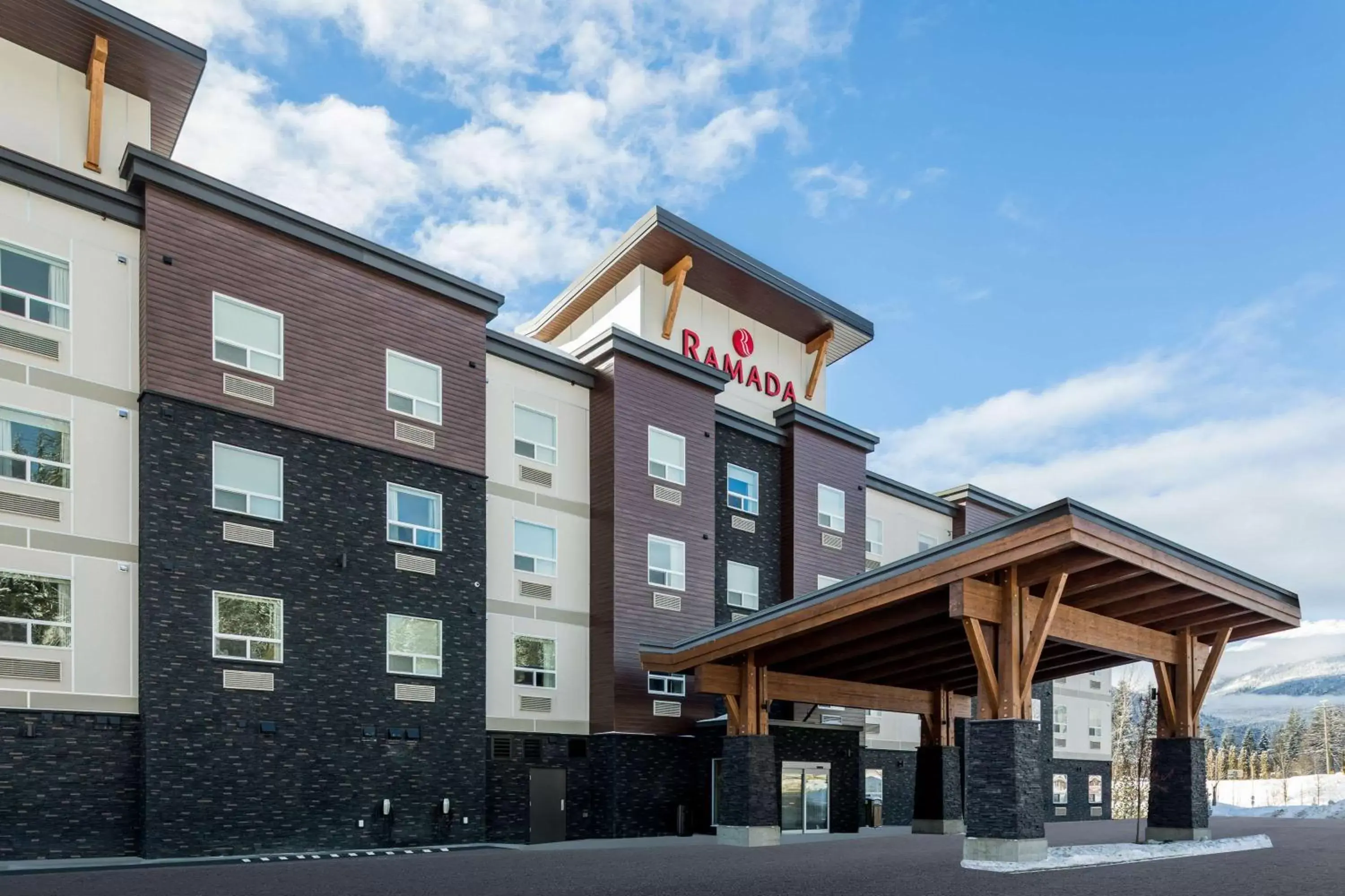 Property building in Ramada by Wyndham Revelstoke