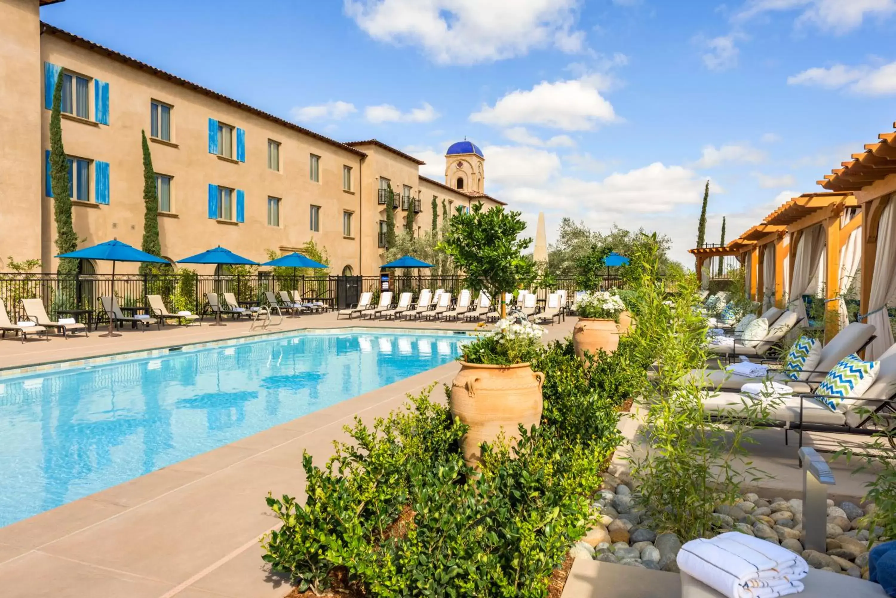 Swimming Pool in Allegretto Vineyard Resort Paso Robles