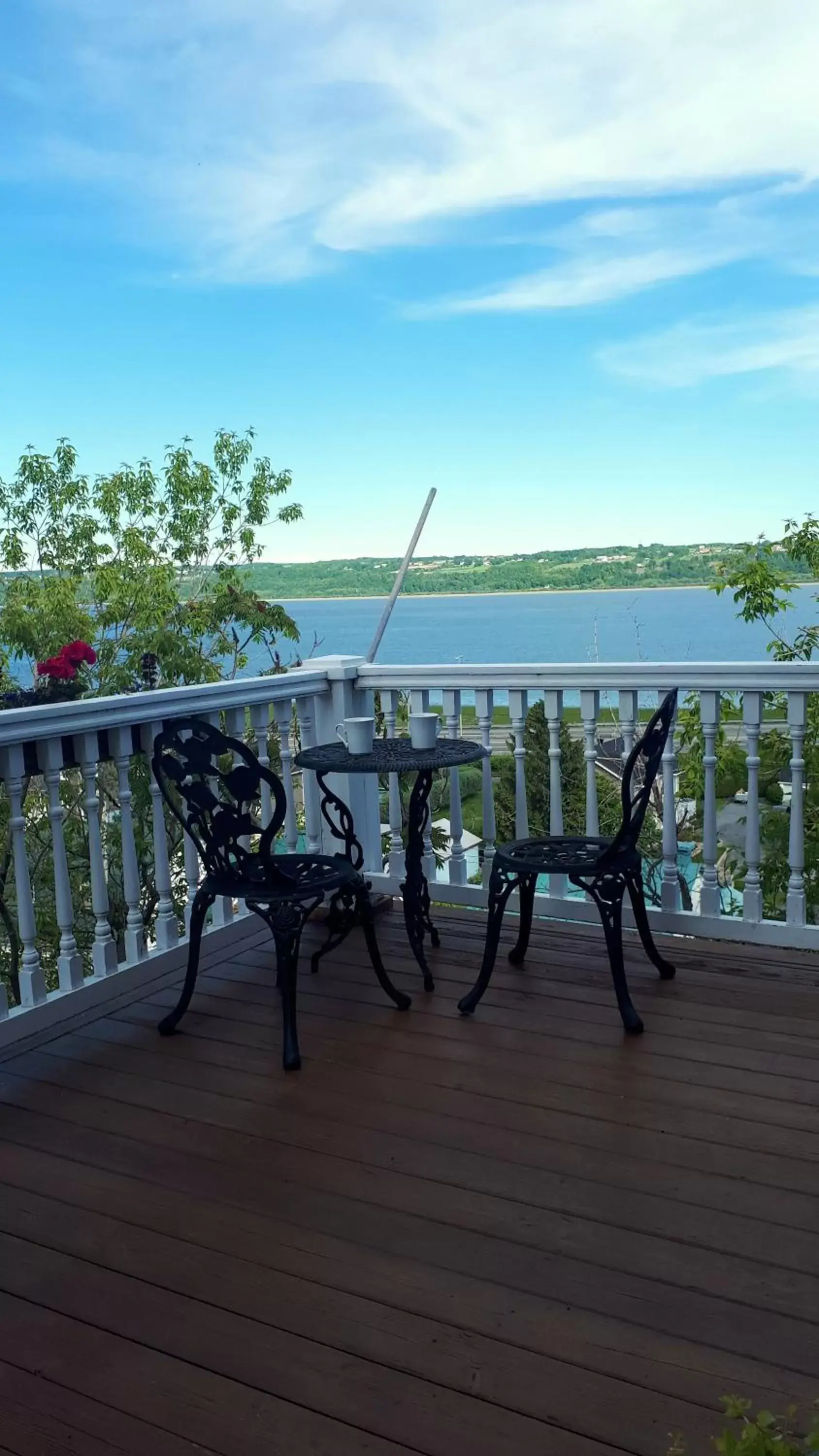 Patio, Balcony/Terrace in Auberge le Petit Séjour