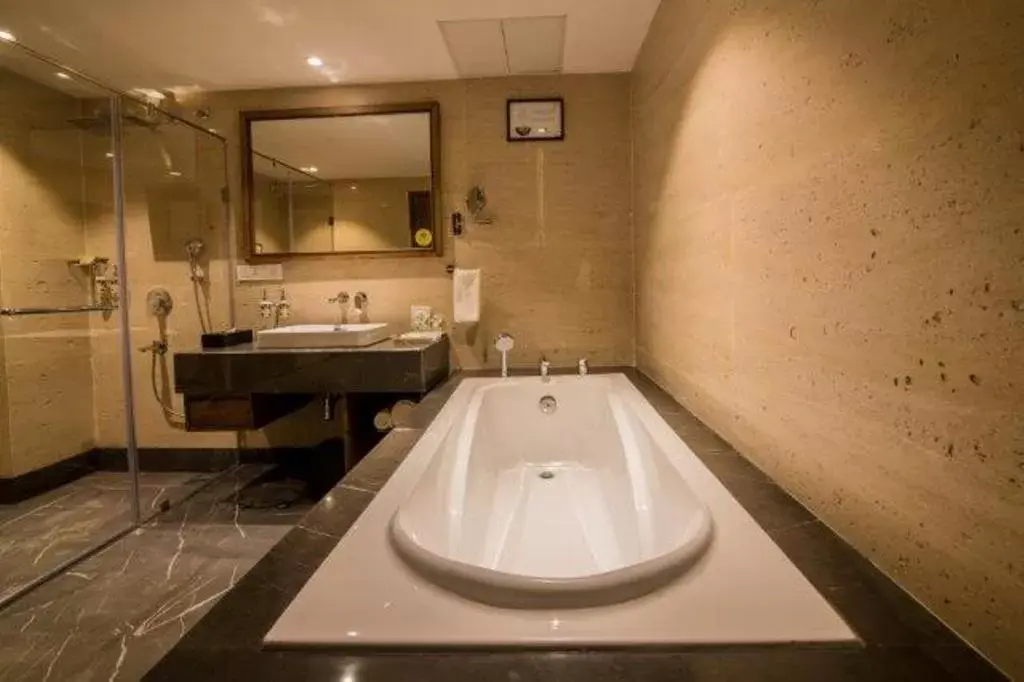 Bathroom in Lemon Tree Hotel Siliguri