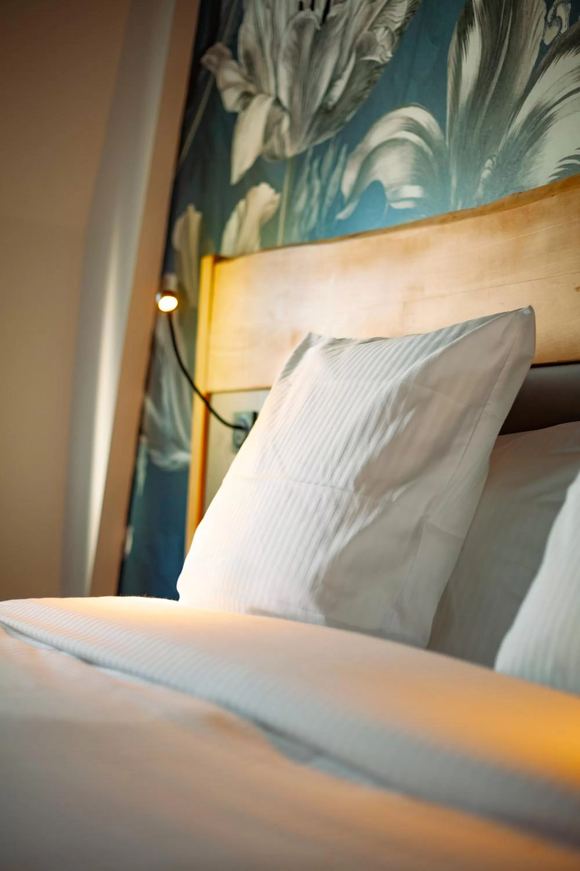 Bed in Berti Hotel - Mulhouse Centre Gare