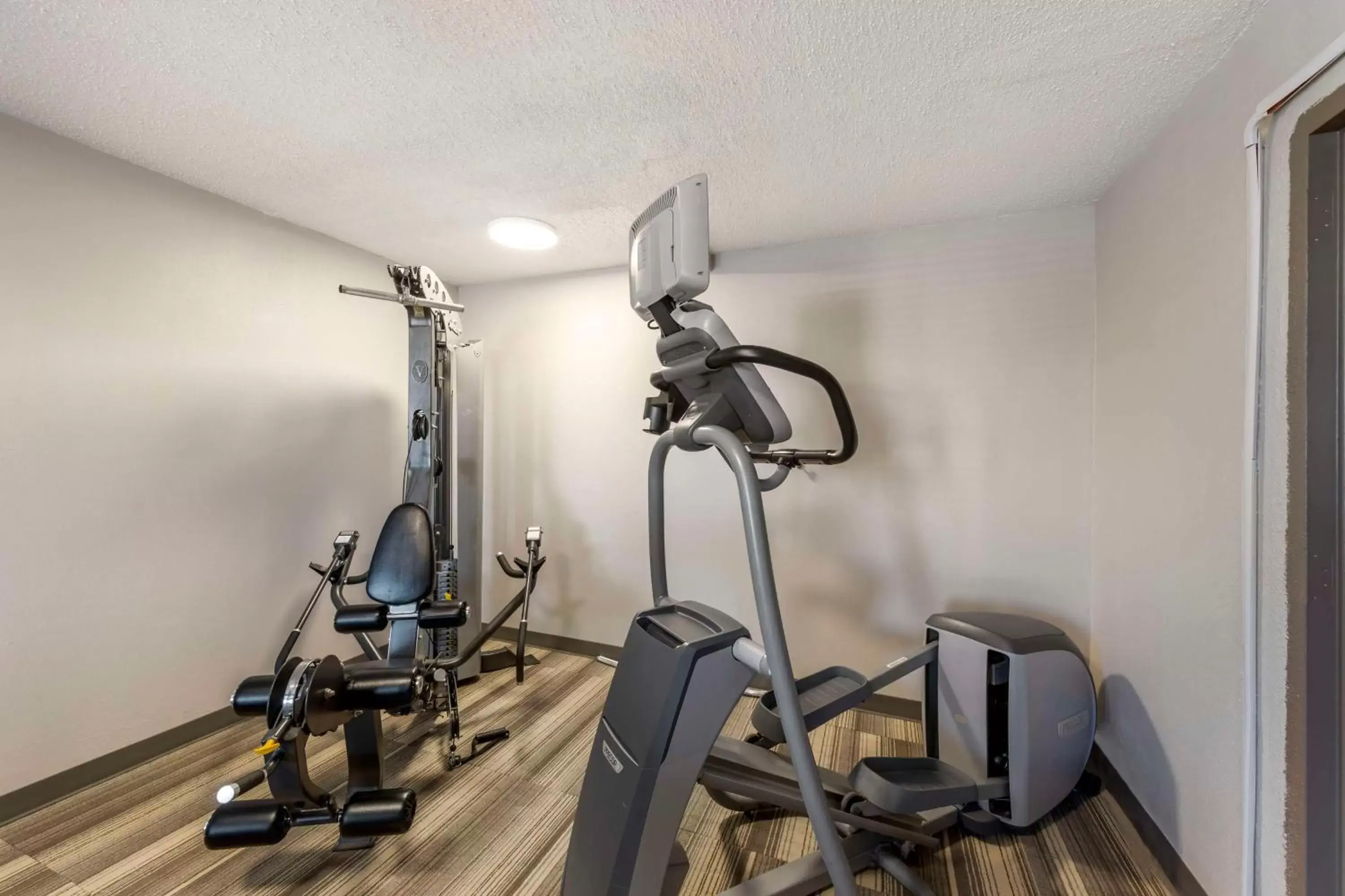 Fitness centre/facilities, Fitness Center/Facilities in Best Western Athens Inn