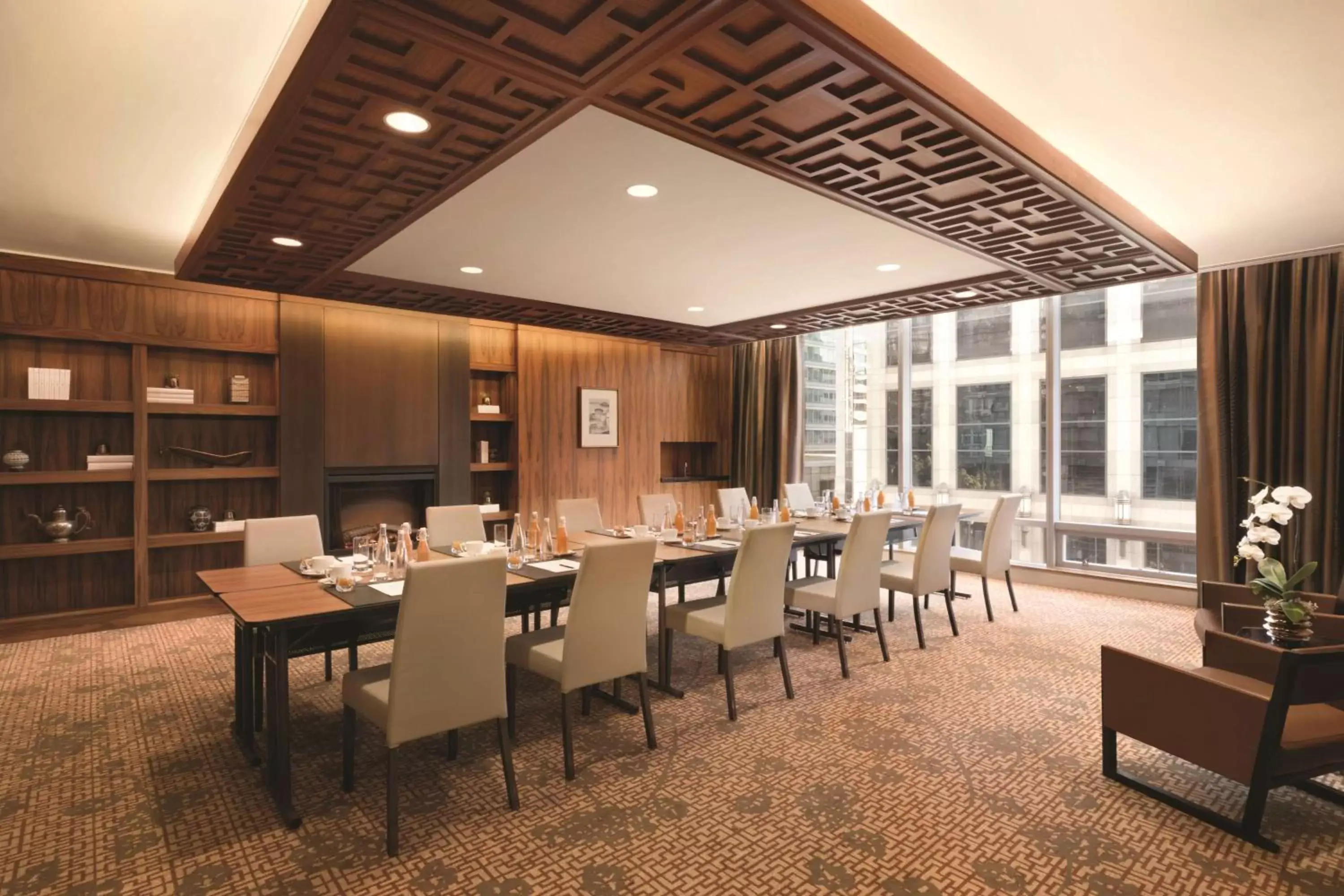 Business facilities, Restaurant/Places to Eat in Shangri-La Vancouver