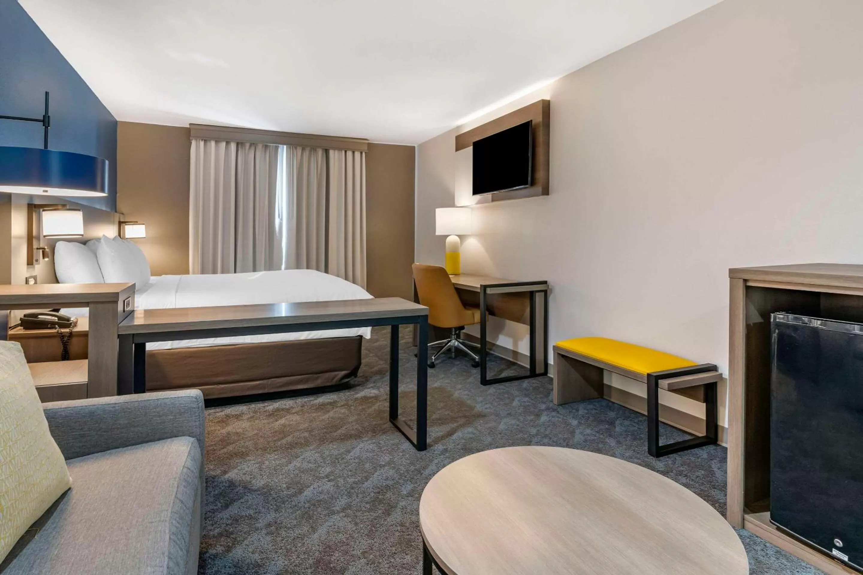 Bedroom, Bed in Comfort Inn & Suites Shelbyville