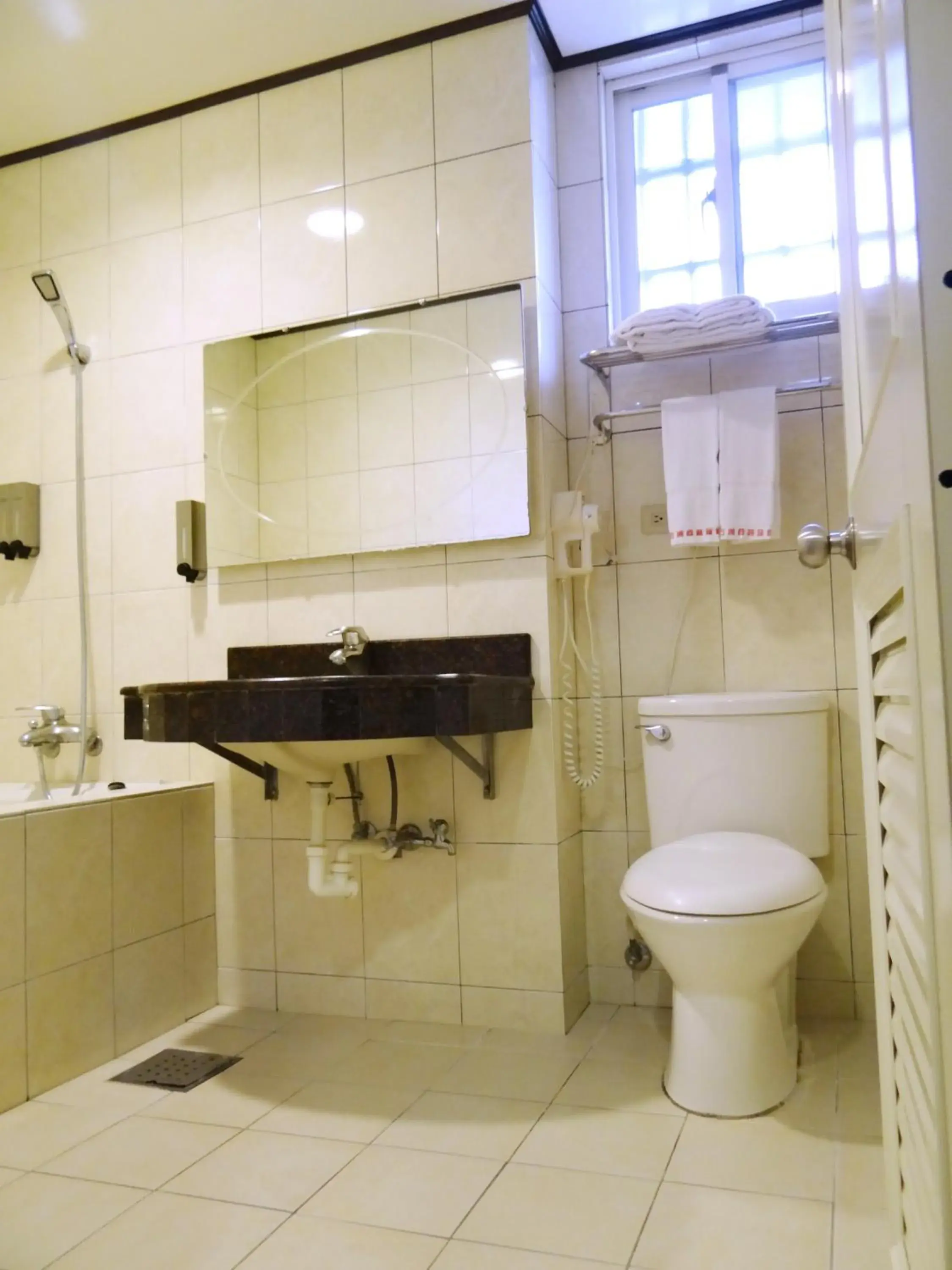 Twin Room in Wuzhou Hotel Twin Room in Wuzhou Hotel