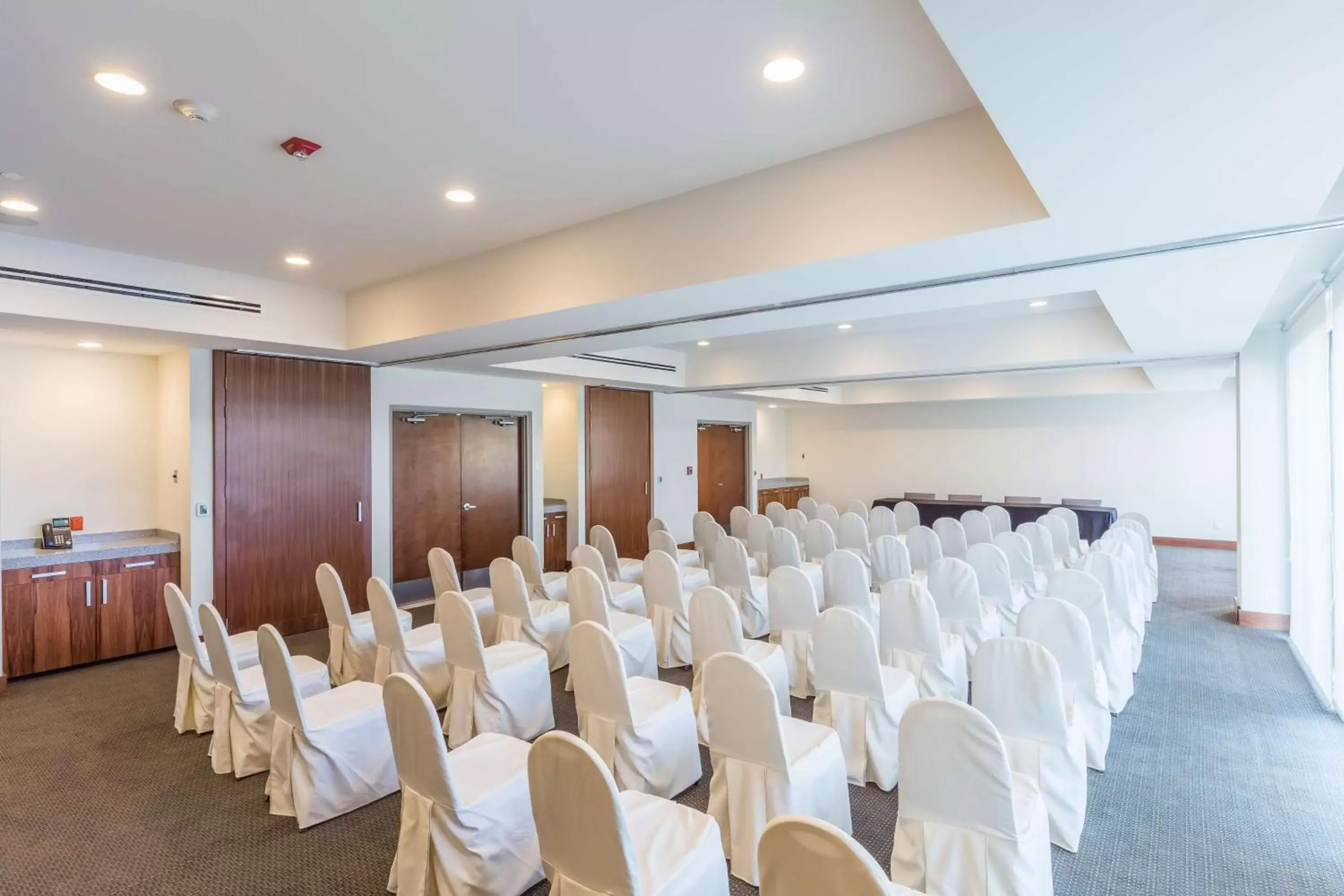 Meeting/conference room in Hampton Inn & Suites by Hilton Los Cabos