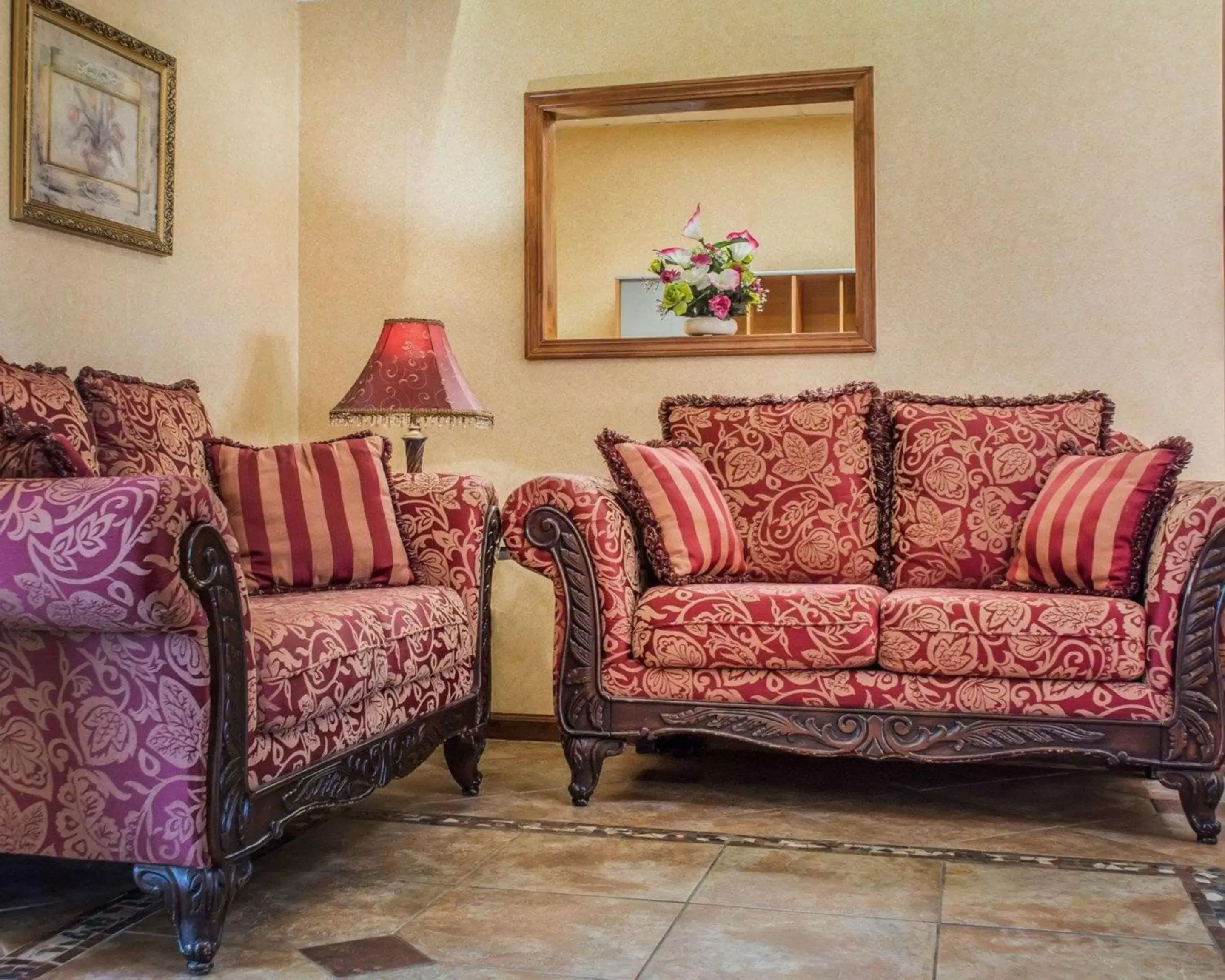 Lobby or reception, Seating Area in Quality Inn Lockport