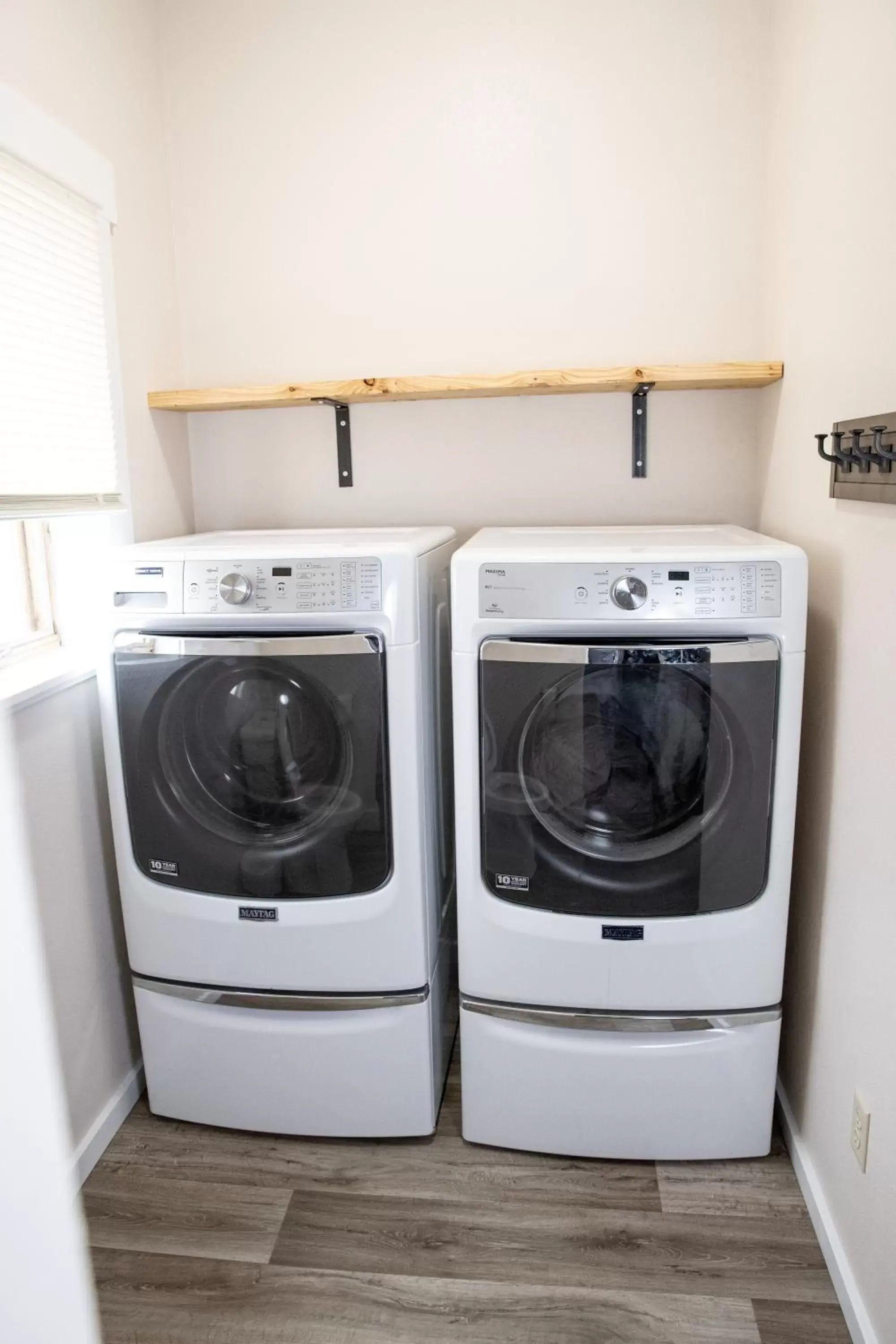 Other, Kitchen/Kitchenette in East Side Motel & Cabins