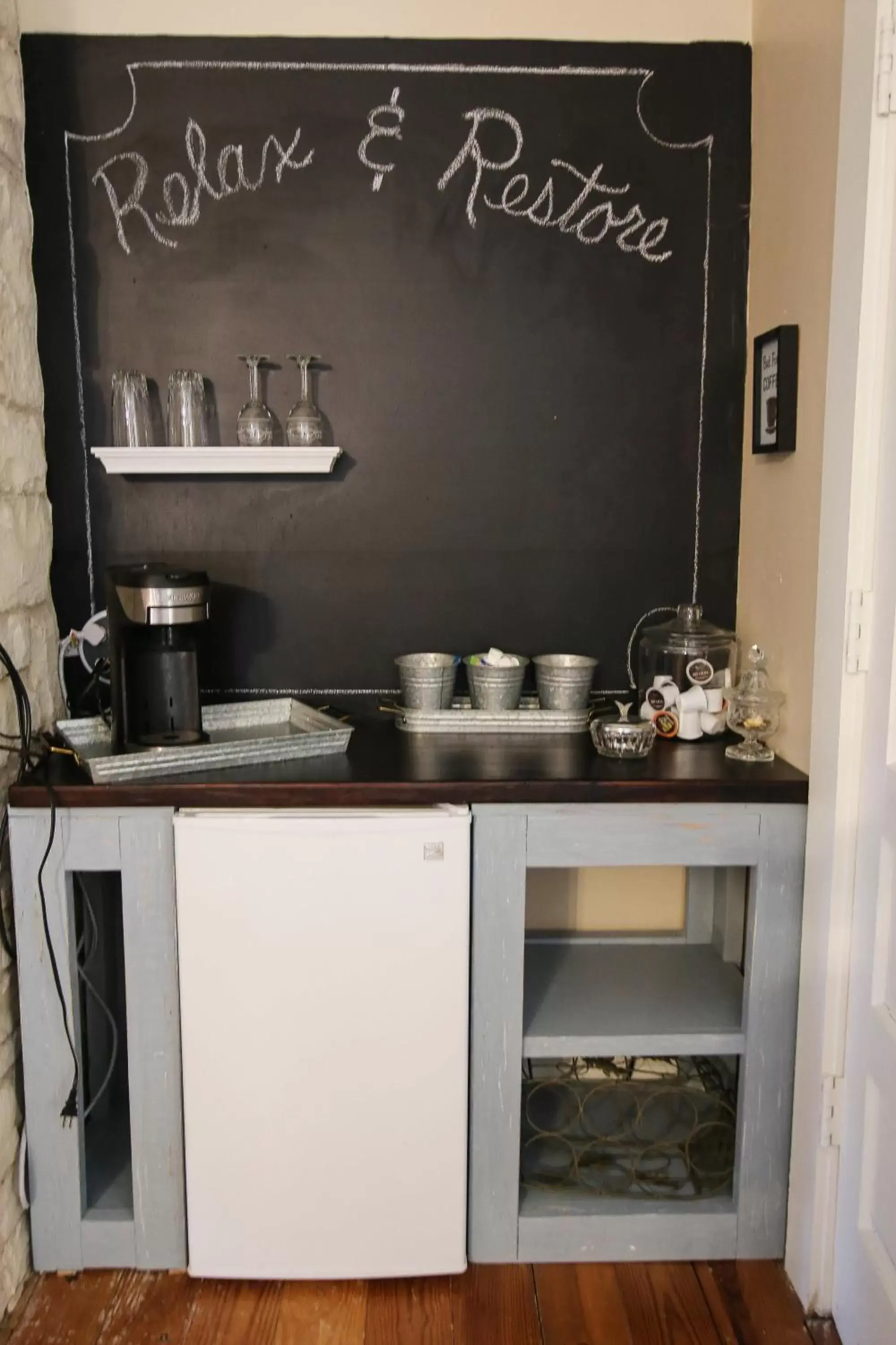 Kitchen/Kitchenette in Iron Horse Inn