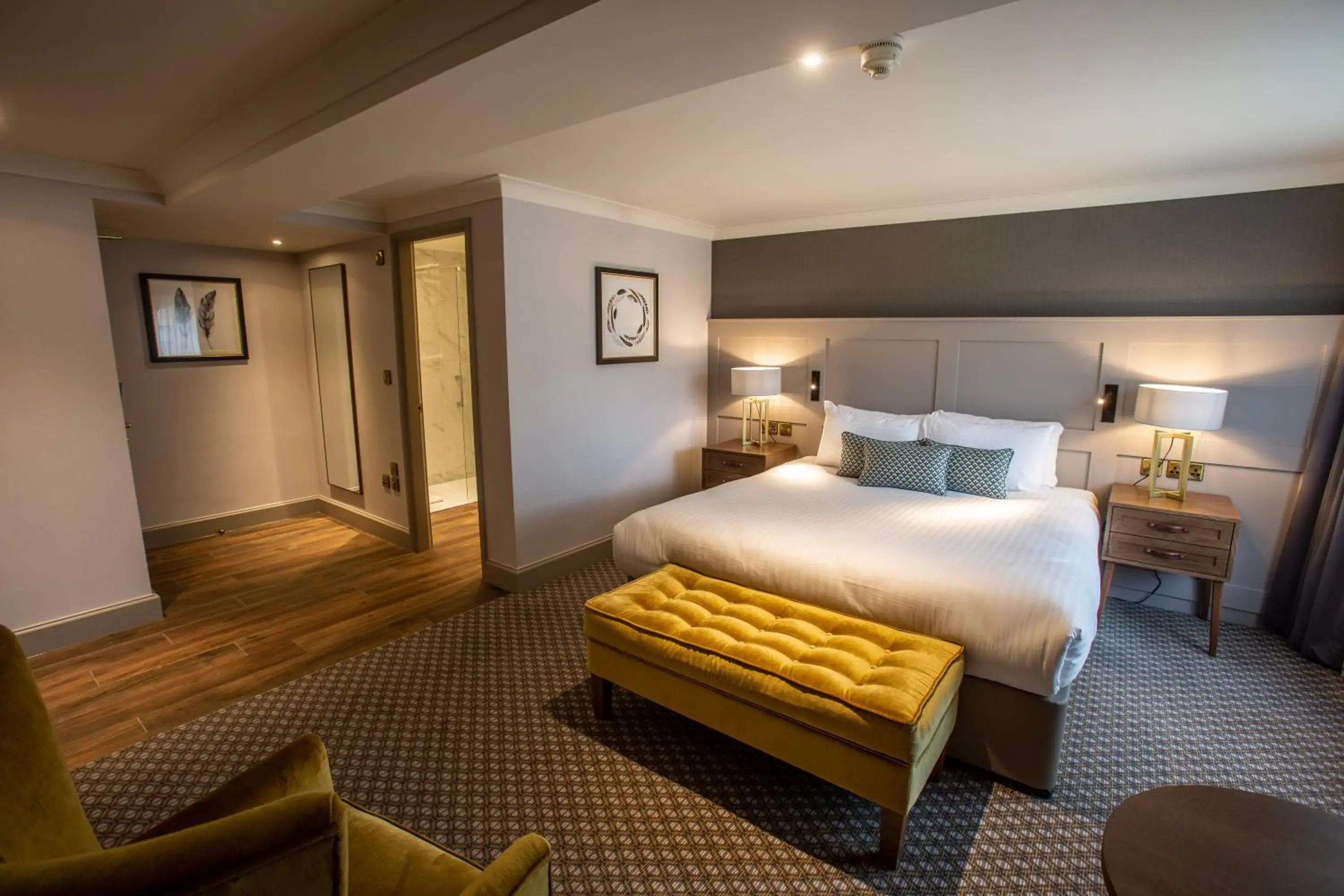 Bedroom, Bed in Lea Marston Hotel